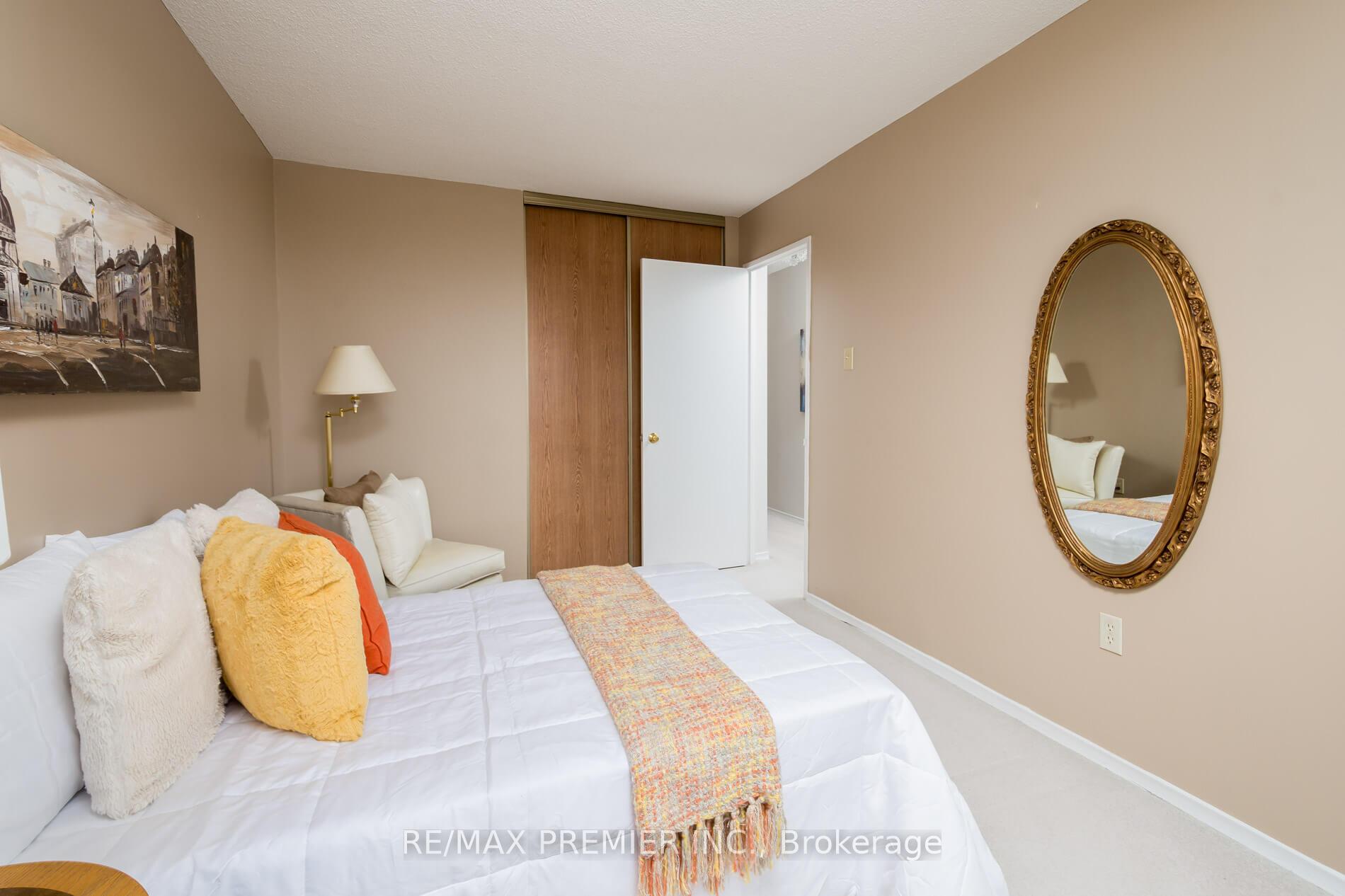 Photo 27 of Unit 1614, 7440 Bathurst Street, Vaughan, Brownridge — HOMEH