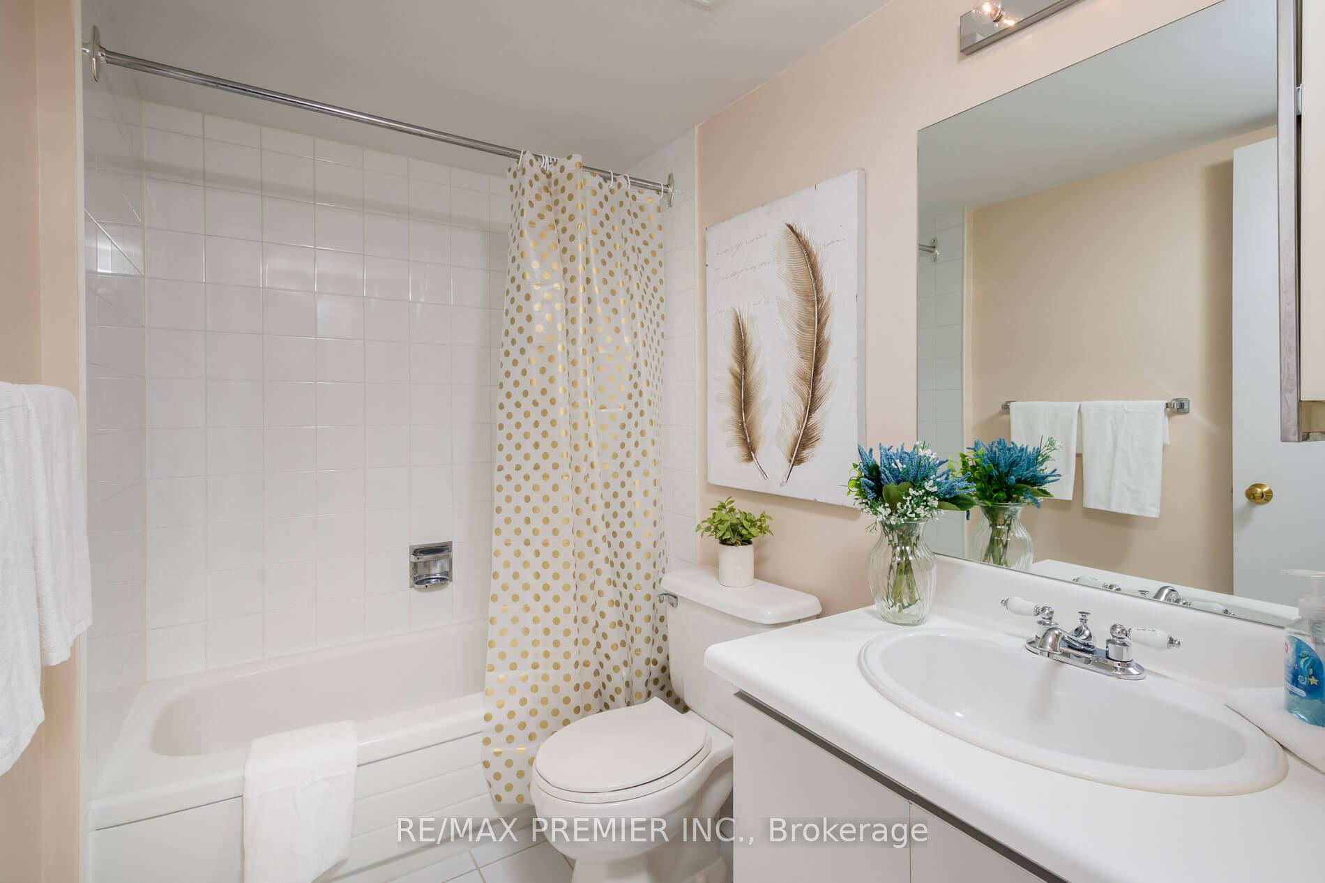 Photo 29 of Unit 1614, 7440 Bathurst Street, Vaughan, Brownridge — HOMEH