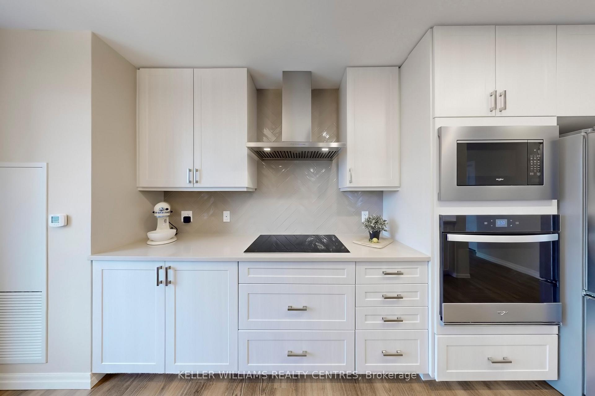 Photo 14 of Unit 313, 460 William Graham Drive, Aurora, Rural Aurora — HOMEH