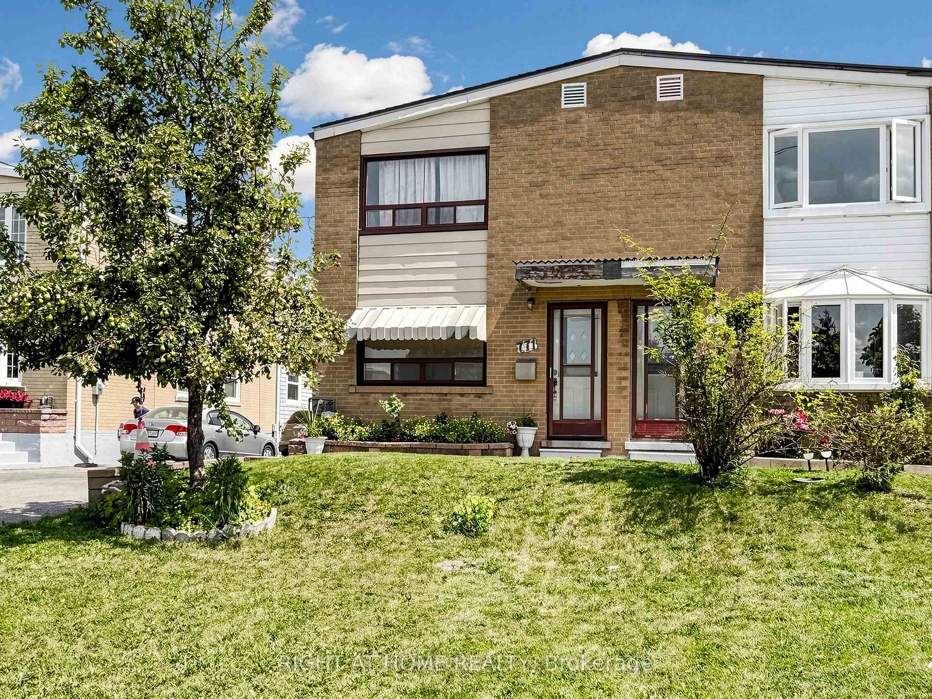 Photo of 771 Birchmount Road