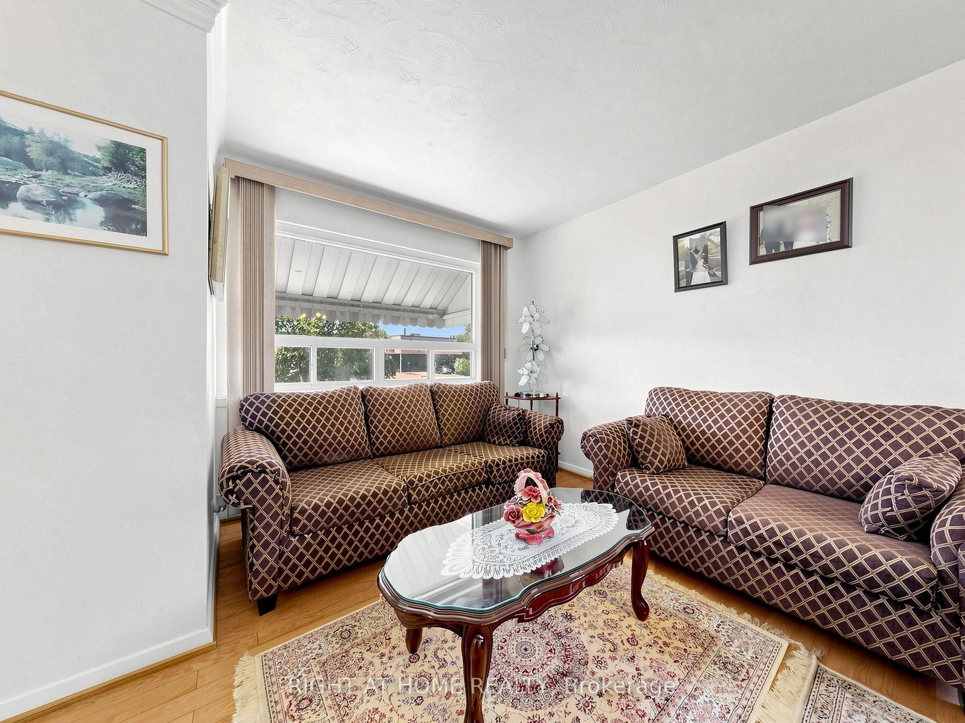 Photo 8 of 771 Birchmount Road, Scarborough, Ionview — HOMEH