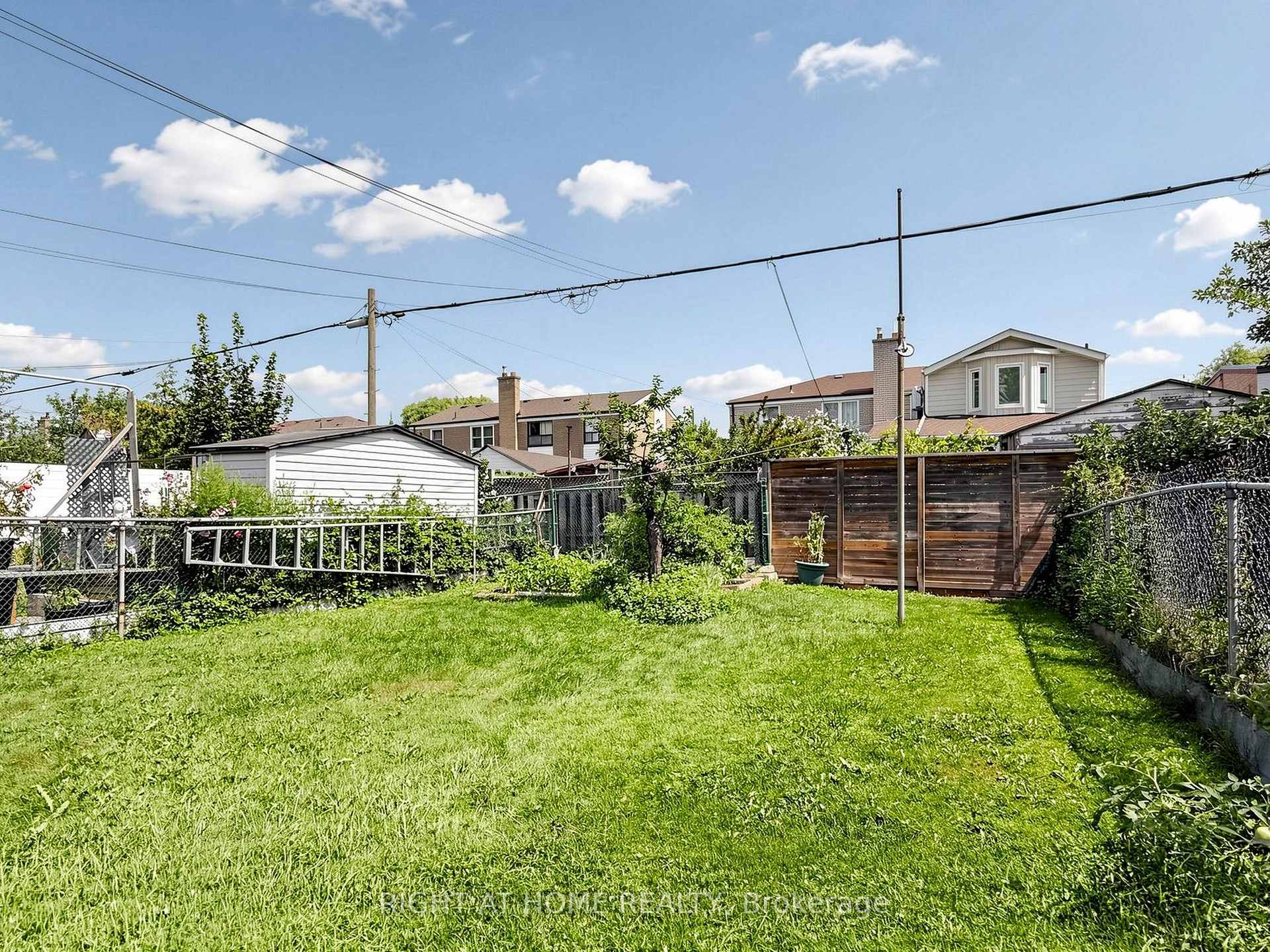 Photo 18 of 771 Birchmount Road, Scarborough, Ionview — HOMEH