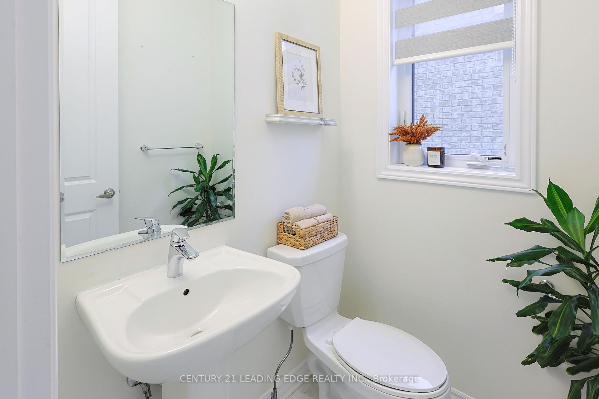 Photo 17 of 60 Bremner Street, Whitby, Rolling Acres — HOMEH