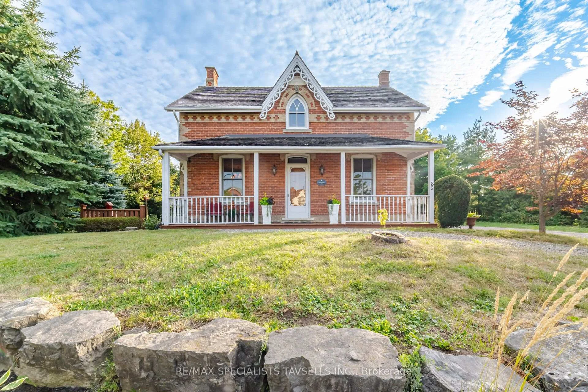 Photo 4 of 82 Cobblestone Court, Brampton, Sandringham-Wellington — HOMEH