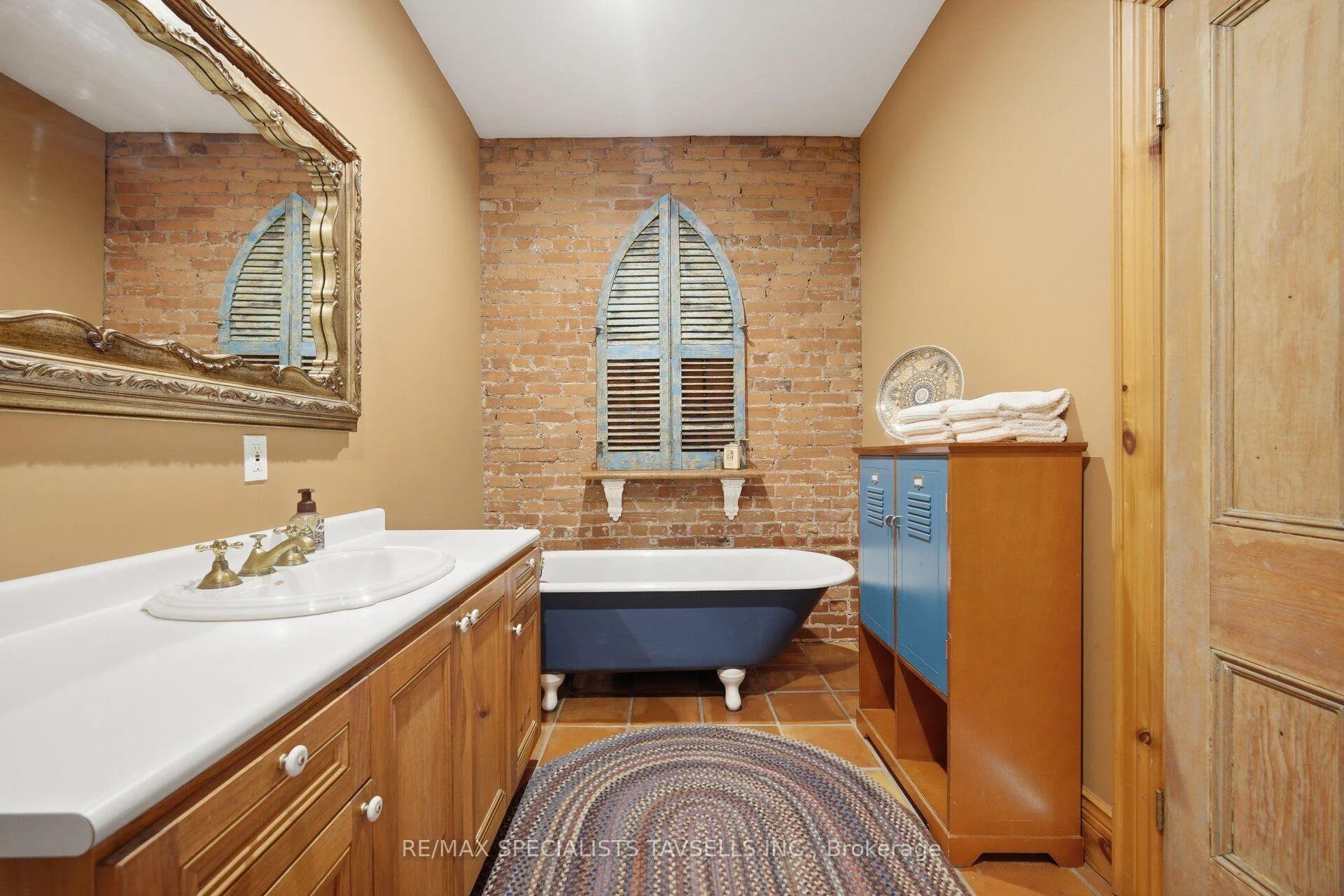 Photo 24 of 82 Cobblestone Court, Brampton, Sandringham-Wellington — HOMEH