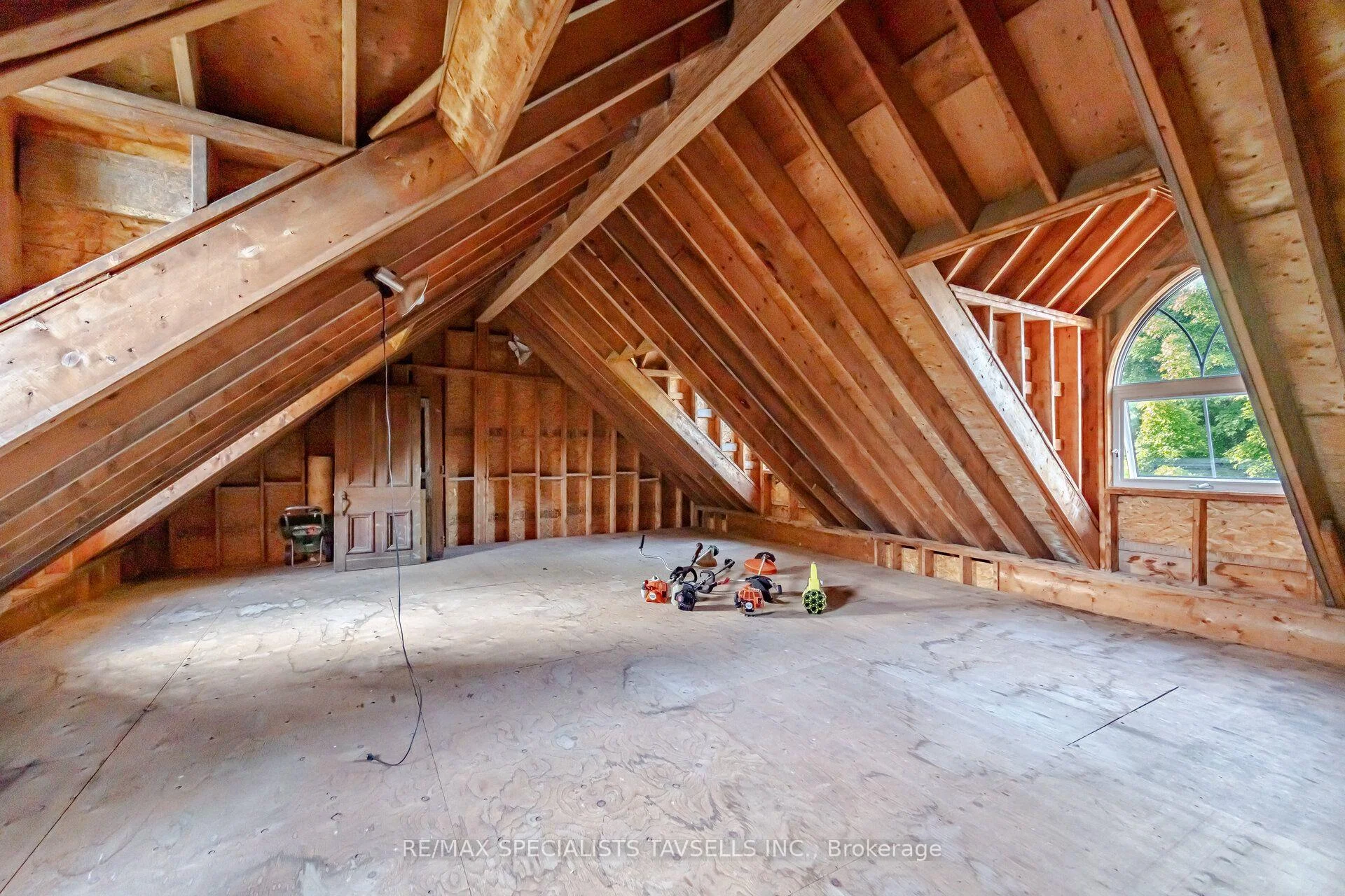 Photo 47 of 82 Cobblestone Court, Brampton, Sandringham-Wellington — HOMEH