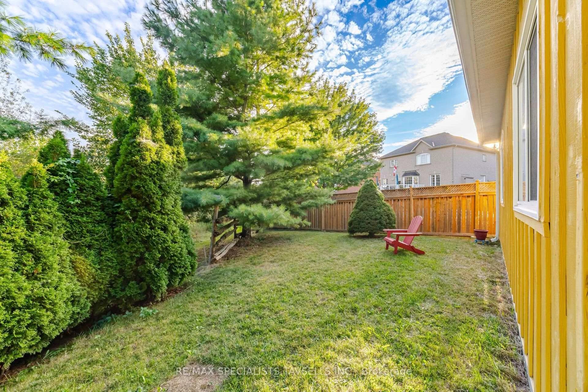 Photo 49 of 82 Cobblestone Court, Brampton, Sandringham-Wellington — HOMEH