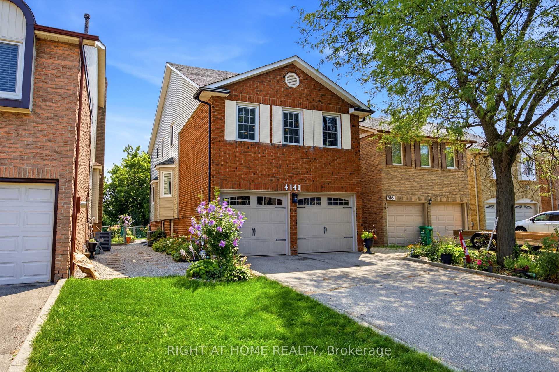 Photo 1 of 4141 Trellis Crescent, Mississauga, Erin Mills — HOMEH