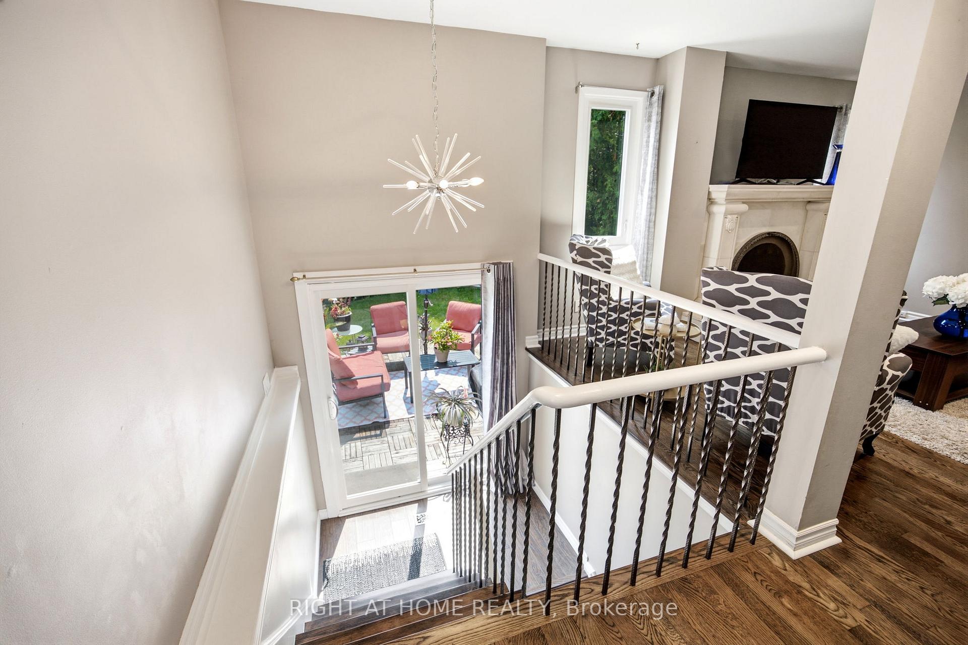 Photo 9 of 4141 Trellis Crescent, Mississauga, Erin Mills — HOMEH