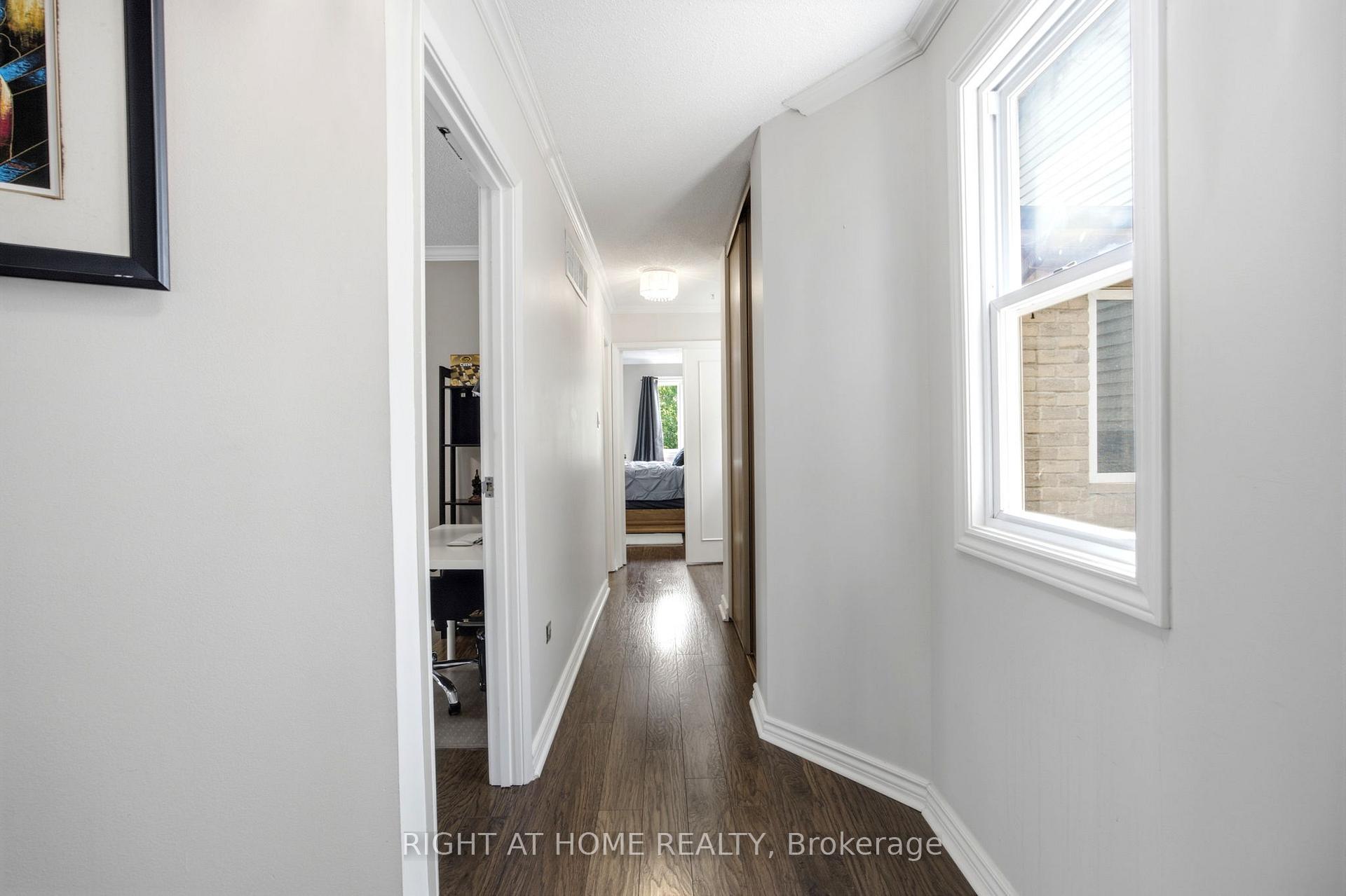 Photo 16 of 4141 Trellis Crescent, Mississauga, Erin Mills — HOMEH