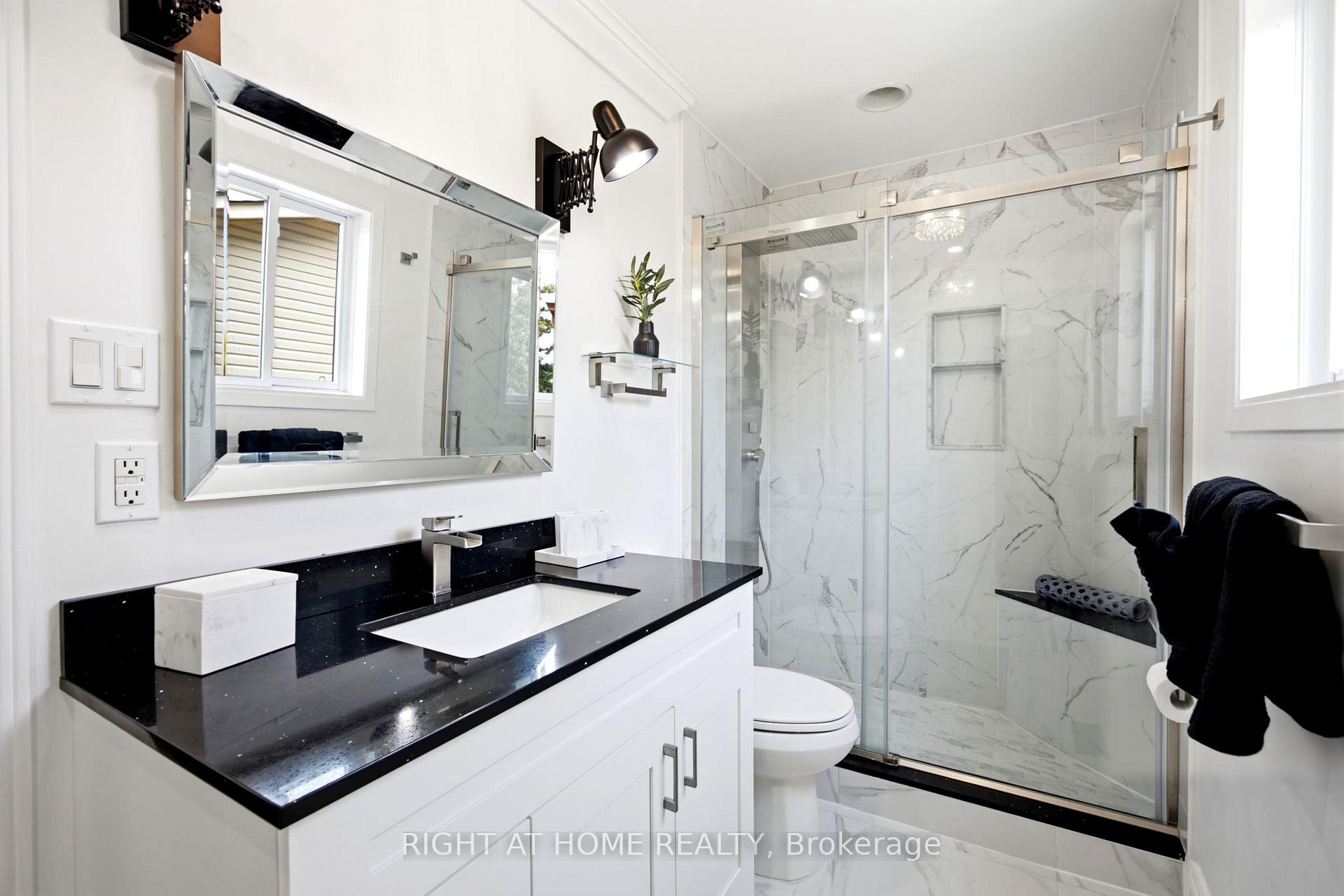 Photo 19 of 4141 Trellis Crescent, Mississauga, Erin Mills — HOMEH