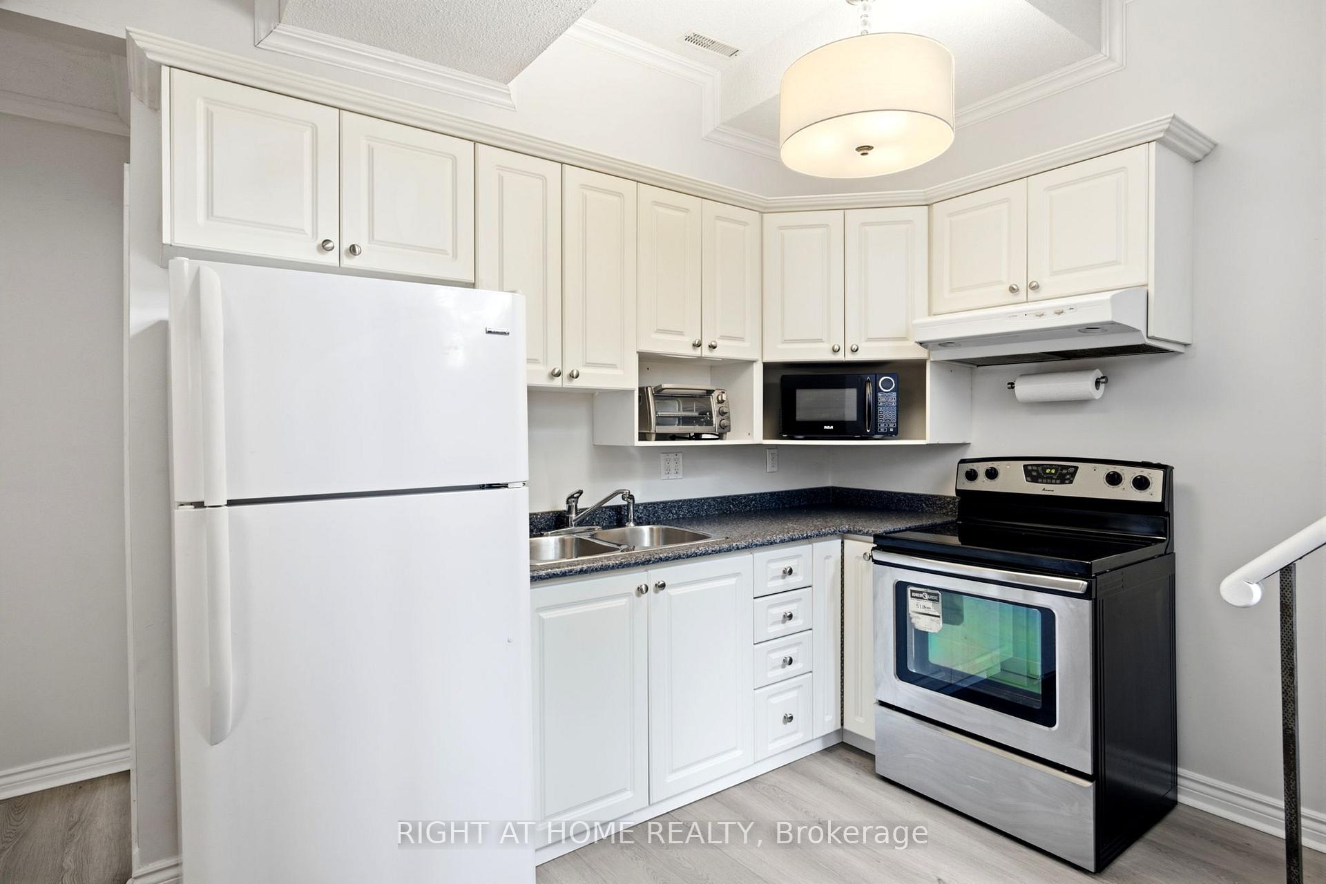 Photo 27 of 4141 Trellis Crescent, Mississauga, Erin Mills — HOMEH