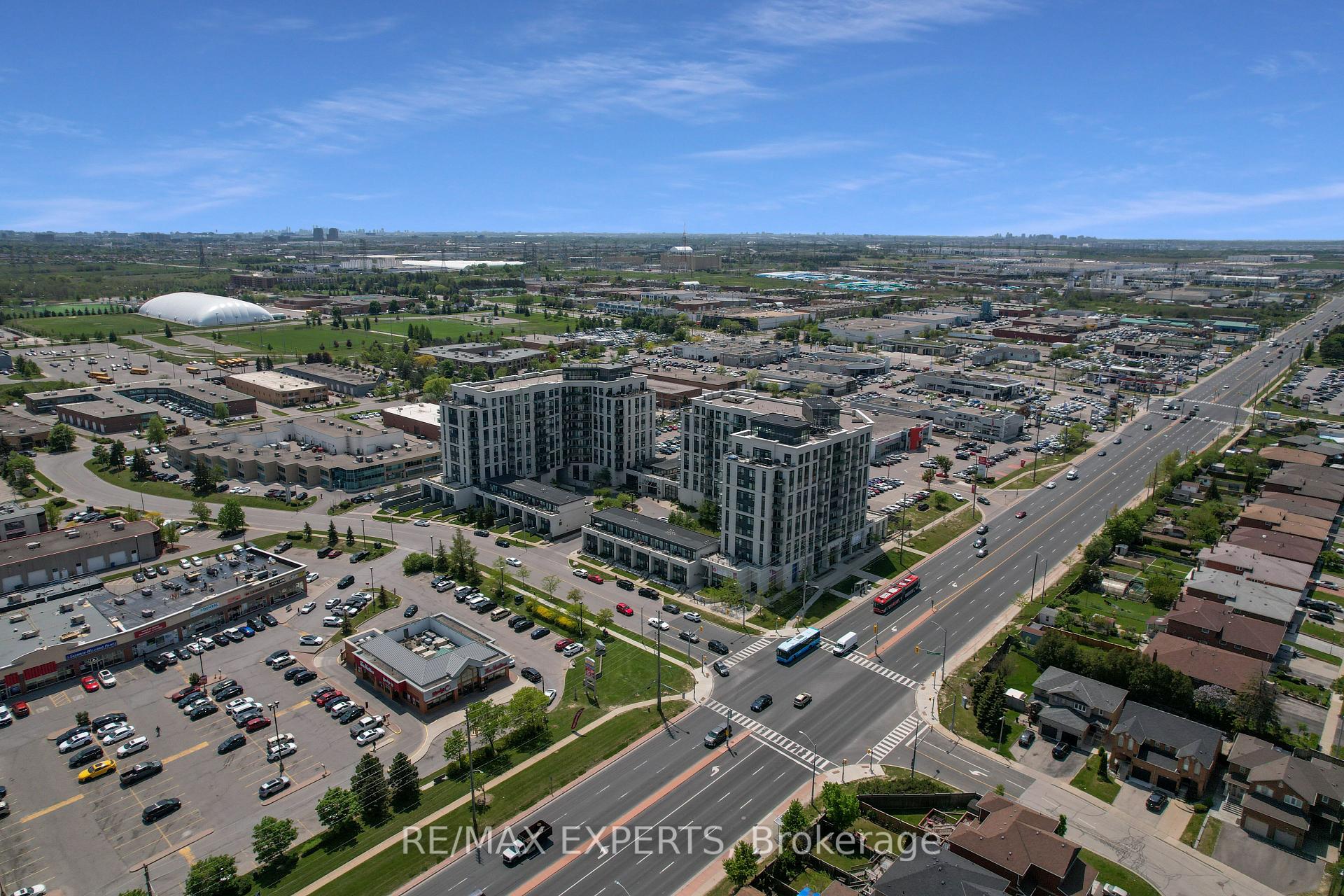 Photo 5 of Unit 208, 24 Woodstream Boulevard, Vaughan, Vaughan Grove — HOMEH