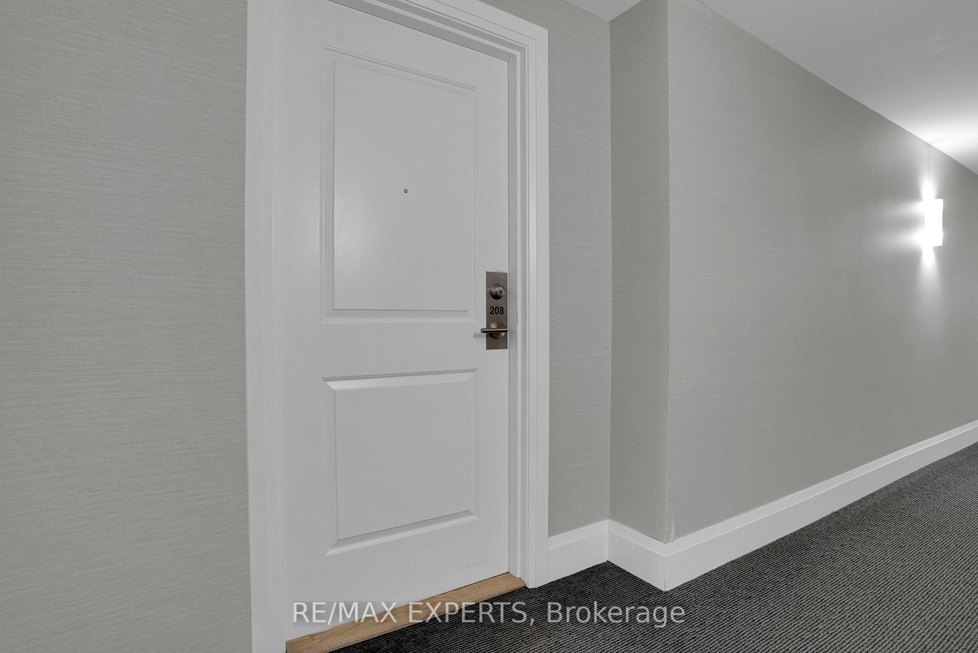 Photo 6 of Unit 208, 24 Woodstream Boulevard, Vaughan, Vaughan Grove — HOMEH