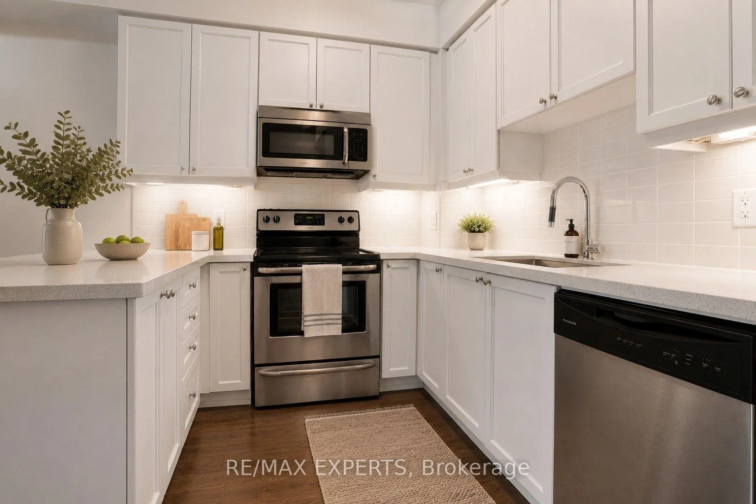 Photo 10 of Unit 208, 24 Woodstream Boulevard, Vaughan, Vaughan Grove — HOMEH