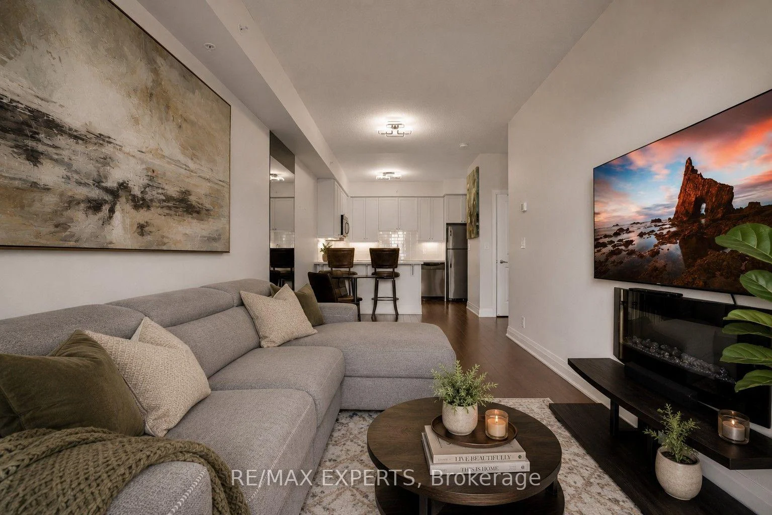 Photo 24 of Unit 208, 24 Woodstream Boulevard, Vaughan, Vaughan Grove — HOMEH
