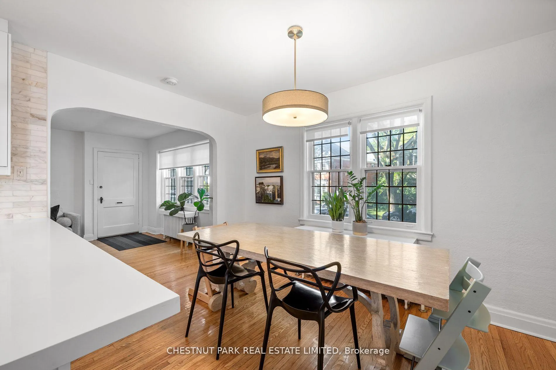 Photo 11 of Unit Main, 9 Oriole Crescent, Toronto, Yonge-St. Clair — HOMEH