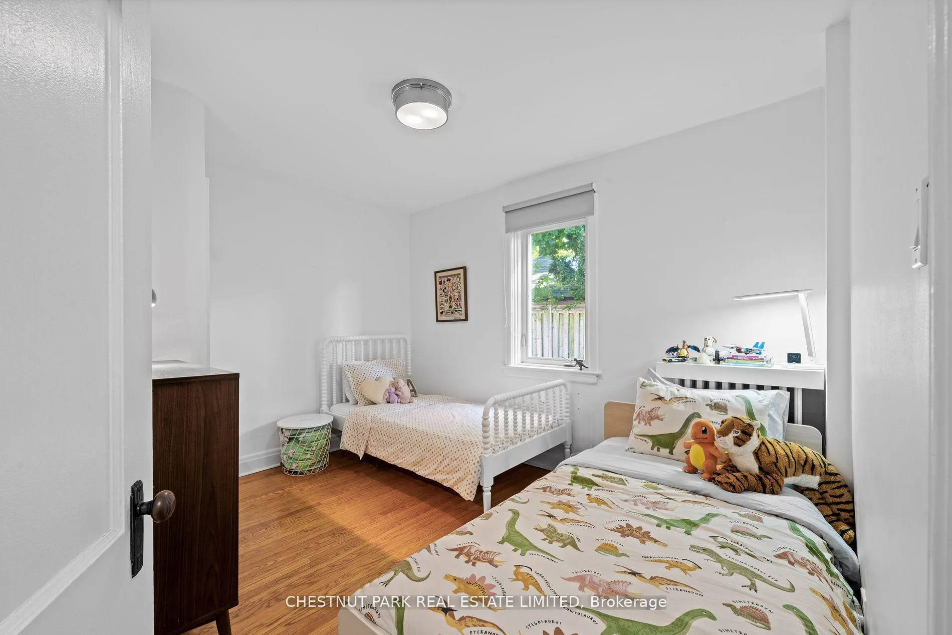 Photo 18 of Unit Main, 9 Oriole Crescent, Toronto, Yonge-St. Clair — HOMEH