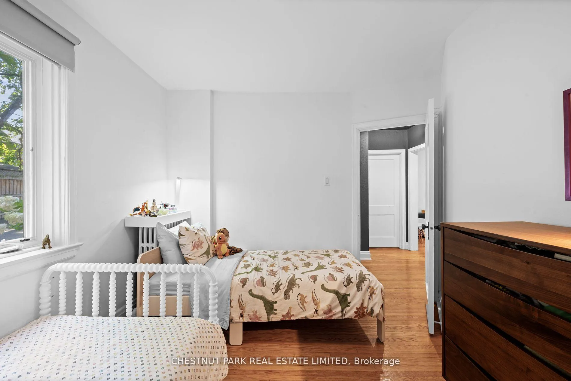 Photo 20 of Unit Main, 9 Oriole Crescent, Toronto, Yonge-St. Clair — HOMEH