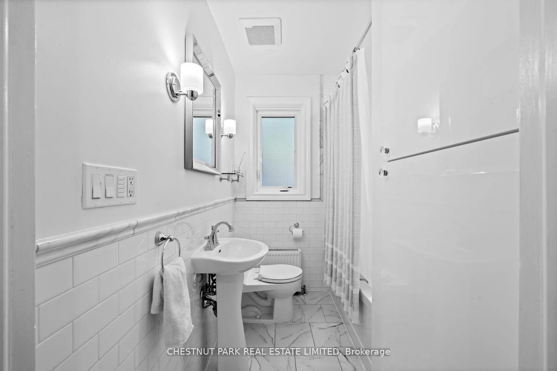 Photo 21 of Unit Main, 9 Oriole Crescent, Toronto, Yonge-St. Clair — HOMEH