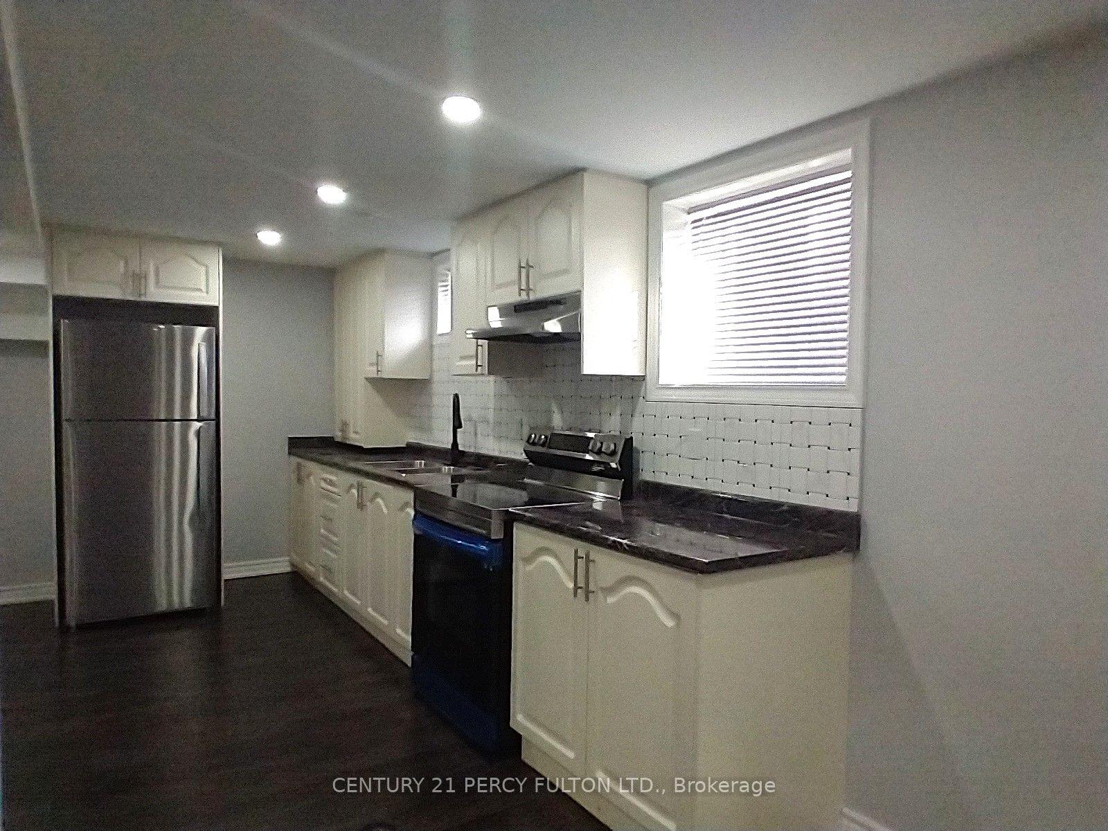 Photo 4 of 401 Anderson Street, Whitby, Blue Grass Meadows — HOMEH
