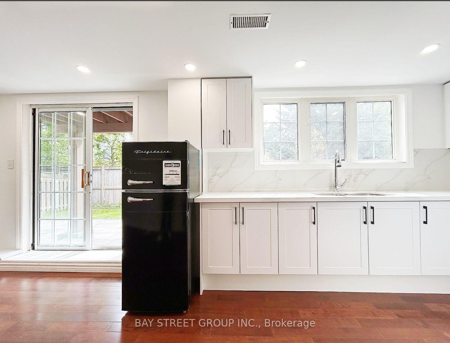 Photo 5 of 17 Bradbury Crescent, Ajax, Northwest Ajax — HOMEH