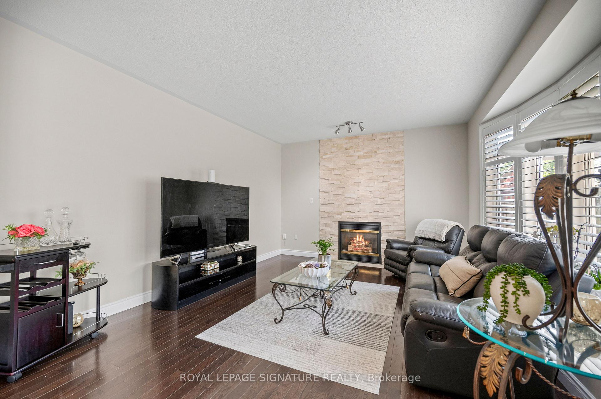 Photo 21 of 7134 Hallsands Drive, Mississauga, Meadowvale Village — HOMEH
