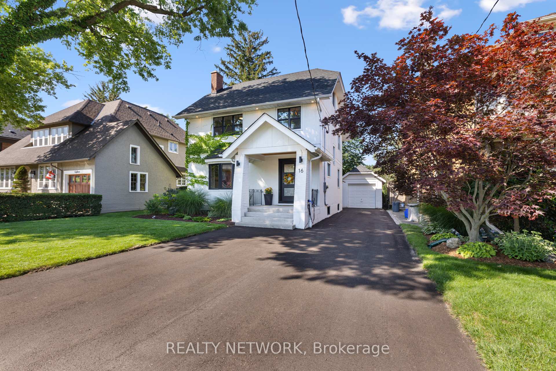 Photo 3 of 16 South Drive, St. Catharines, Old Glenridge — HOMEH