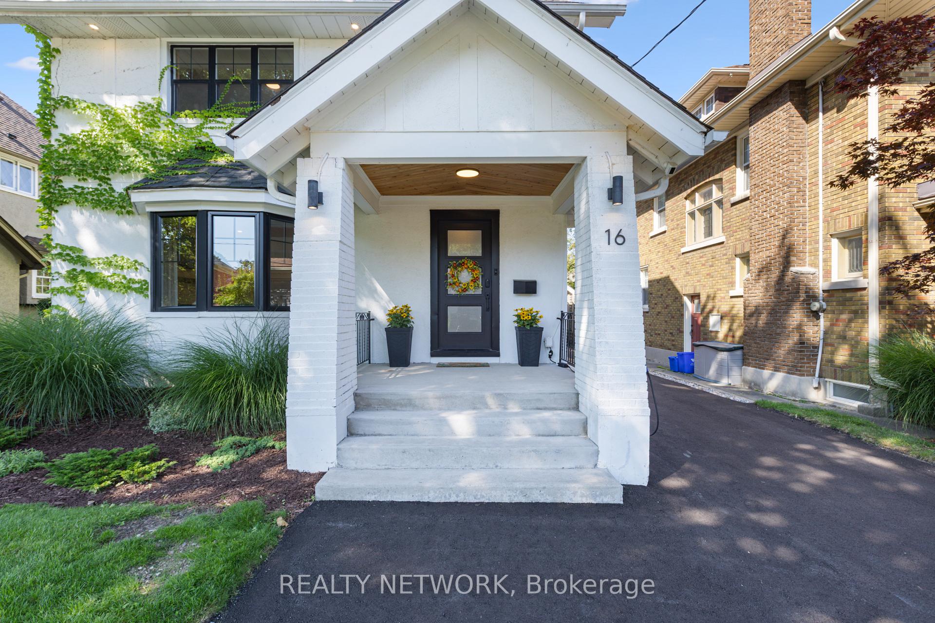 Photo 4 of 16 South Drive, St. Catharines, Old Glenridge — HOMEH