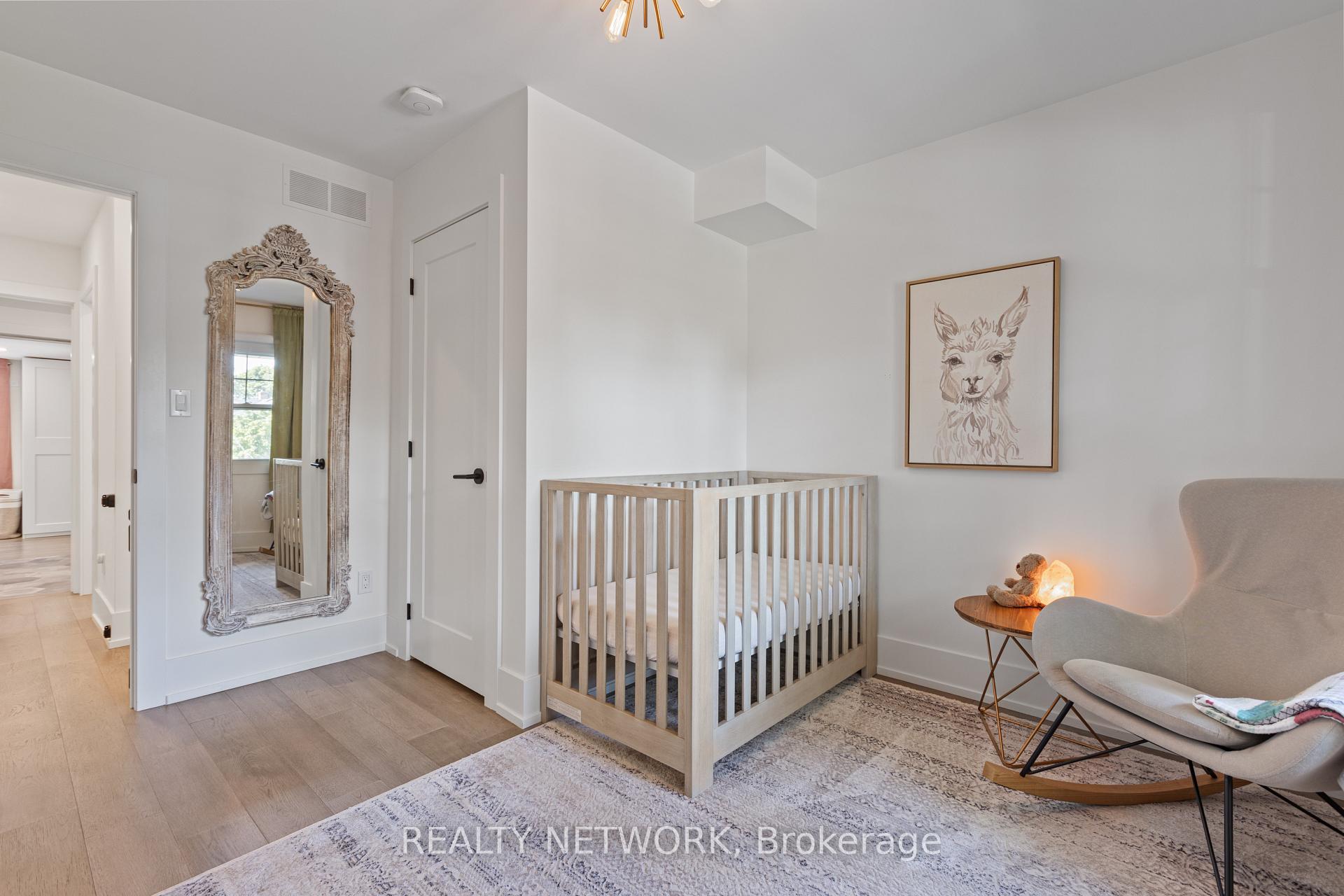 Photo 27 of 16 South Drive, St. Catharines, Old Glenridge — HOMEH