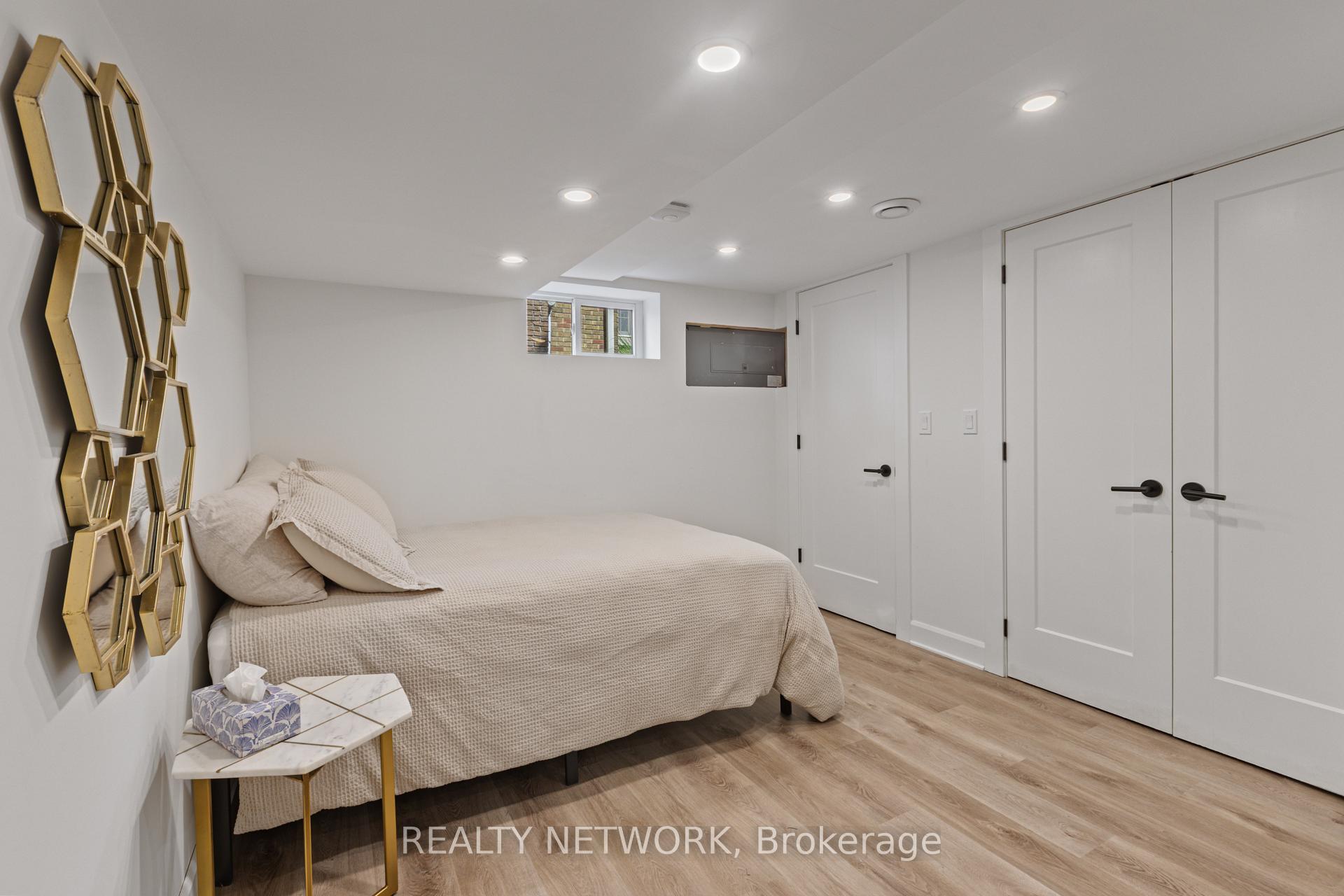 Photo 31 of 16 South Drive, St. Catharines, Old Glenridge — HOMEH