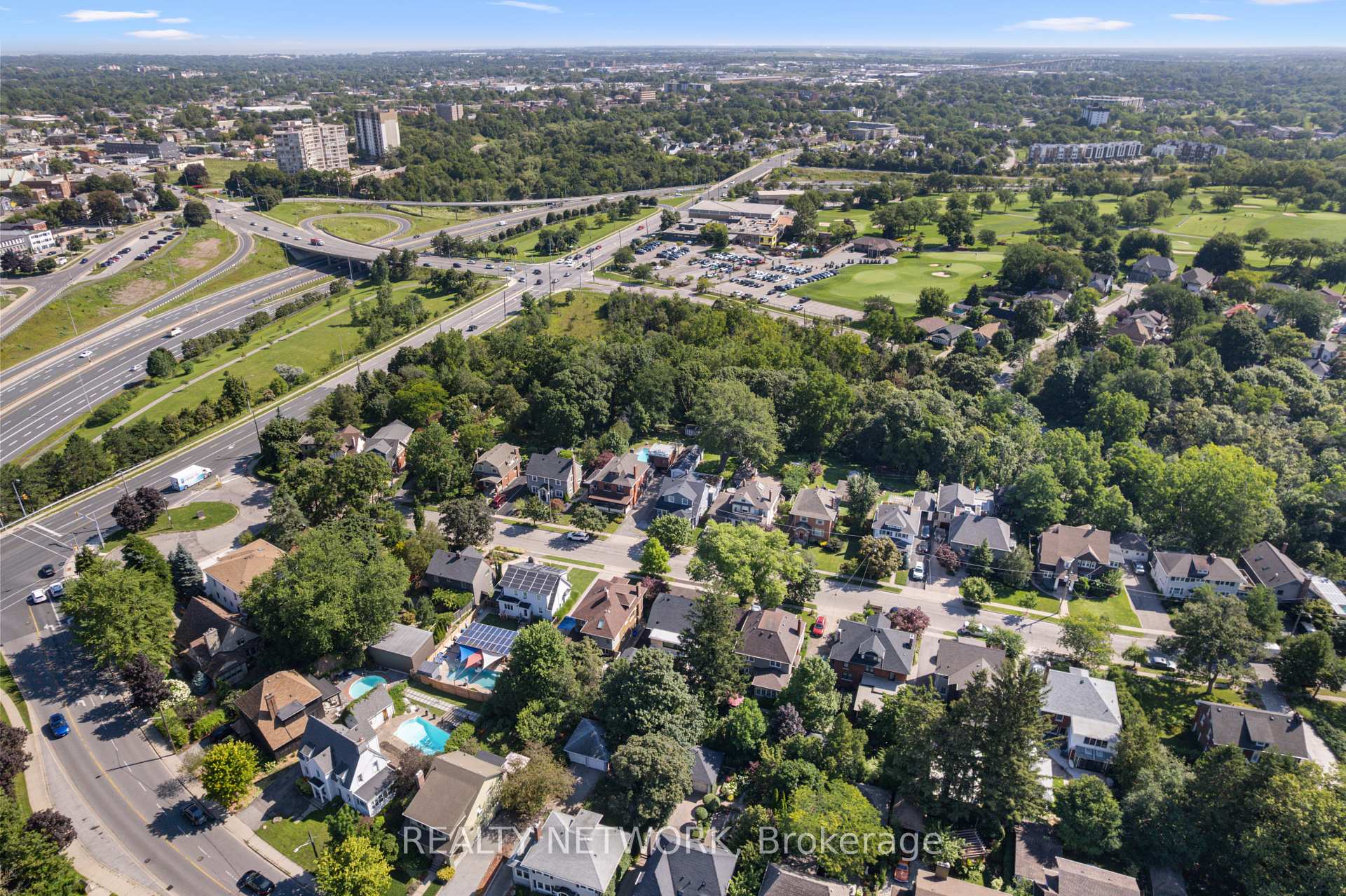 Photo 39 of 16 South Drive, St. Catharines, Old Glenridge — HOMEH