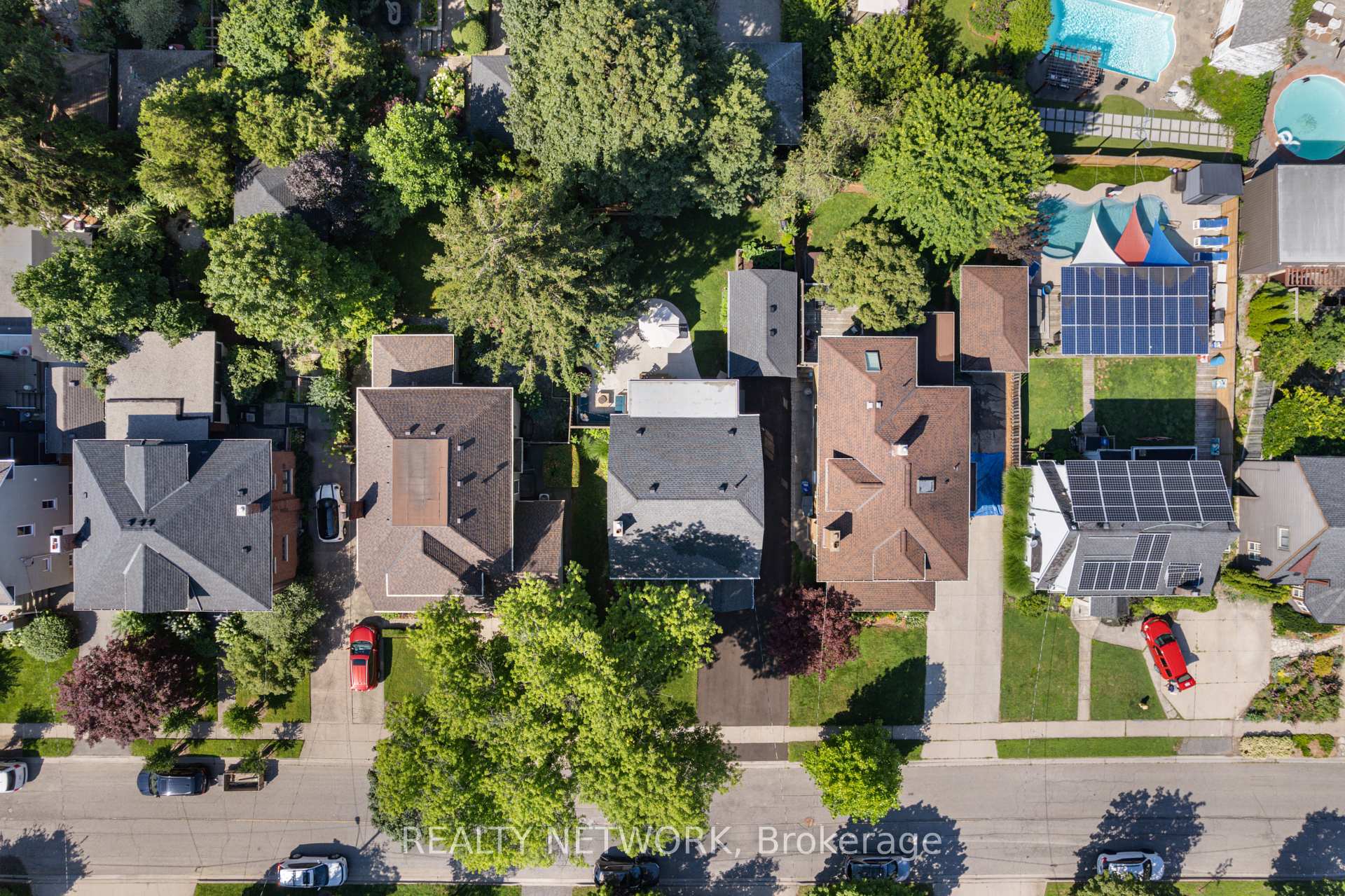 Photo 41 of 16 South Drive, St. Catharines, Old Glenridge — HOMEH