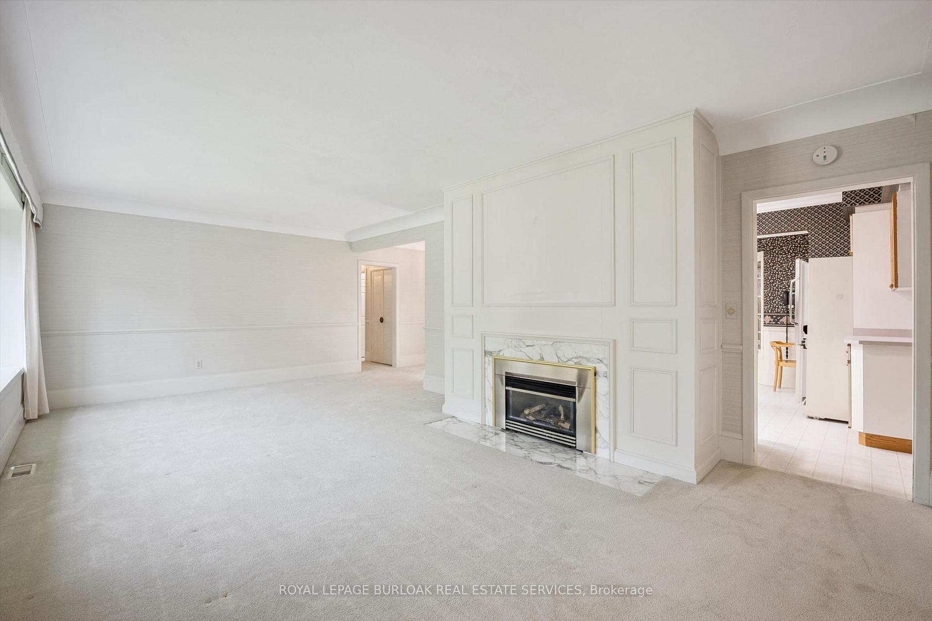 Photo 9 of 138 Appleby Place, Burlington, Shoreacres — HOMEH