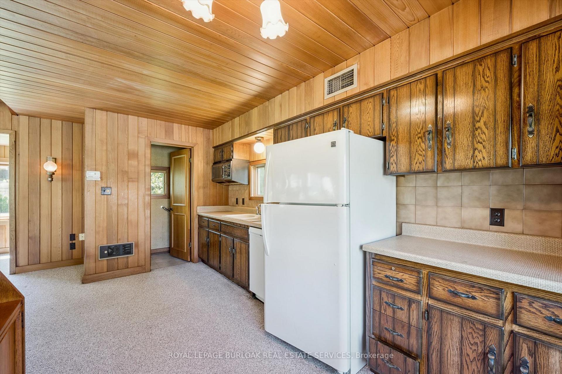 Photo 49 of 138 Appleby Place, Burlington, Shoreacres — HOMEH