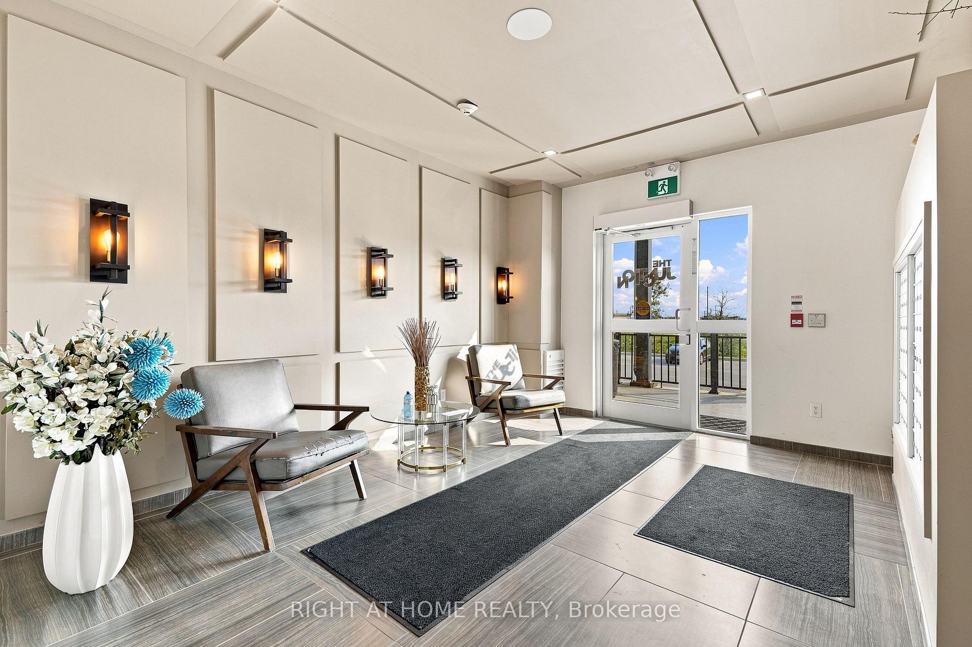 Photo 6 of Unit #106, 299 Cundles Road E, Barrie, Alliance — HOMEH
