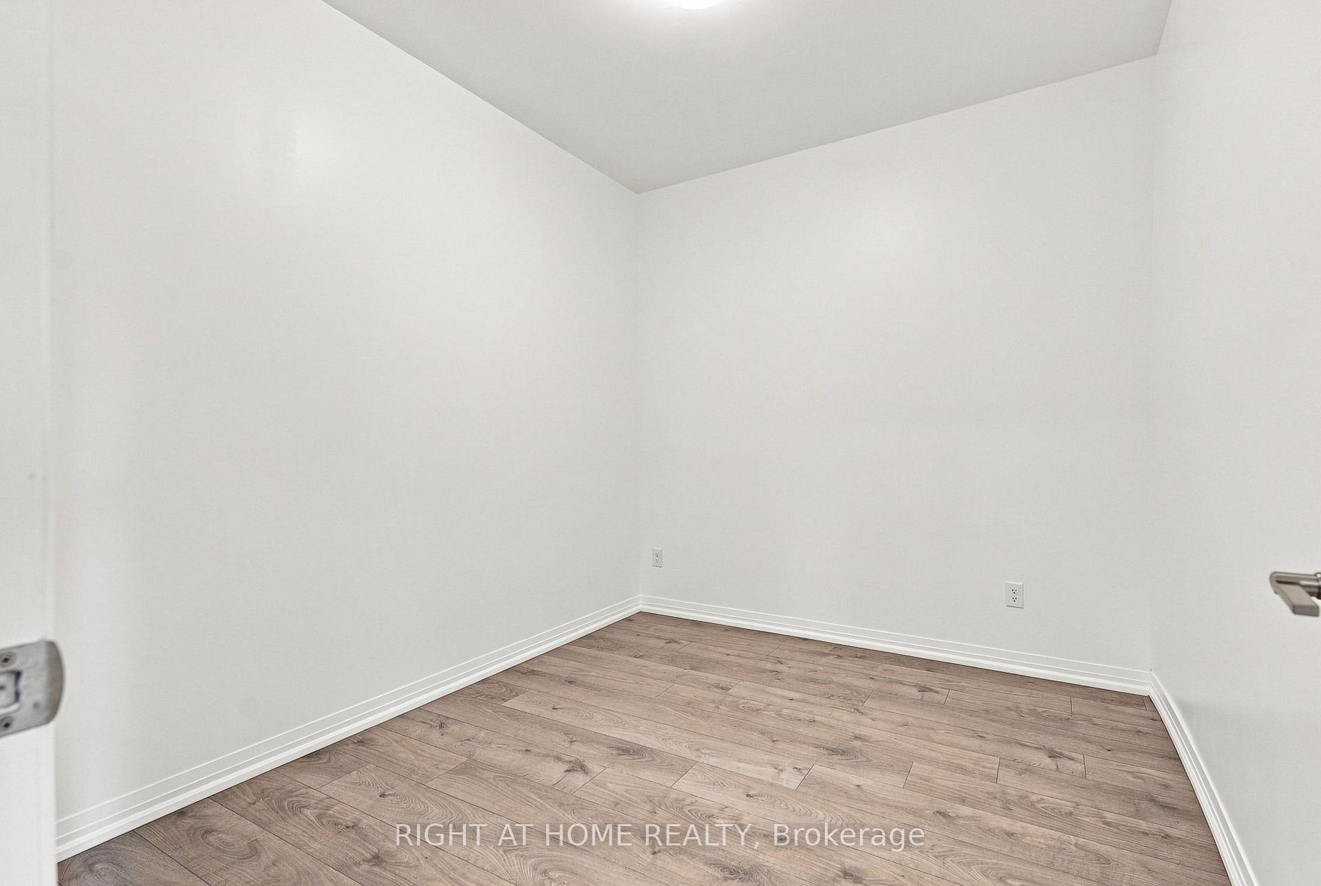 Photo 23 of Unit #106, 299 Cundles Road E, Barrie, Alliance — HOMEH