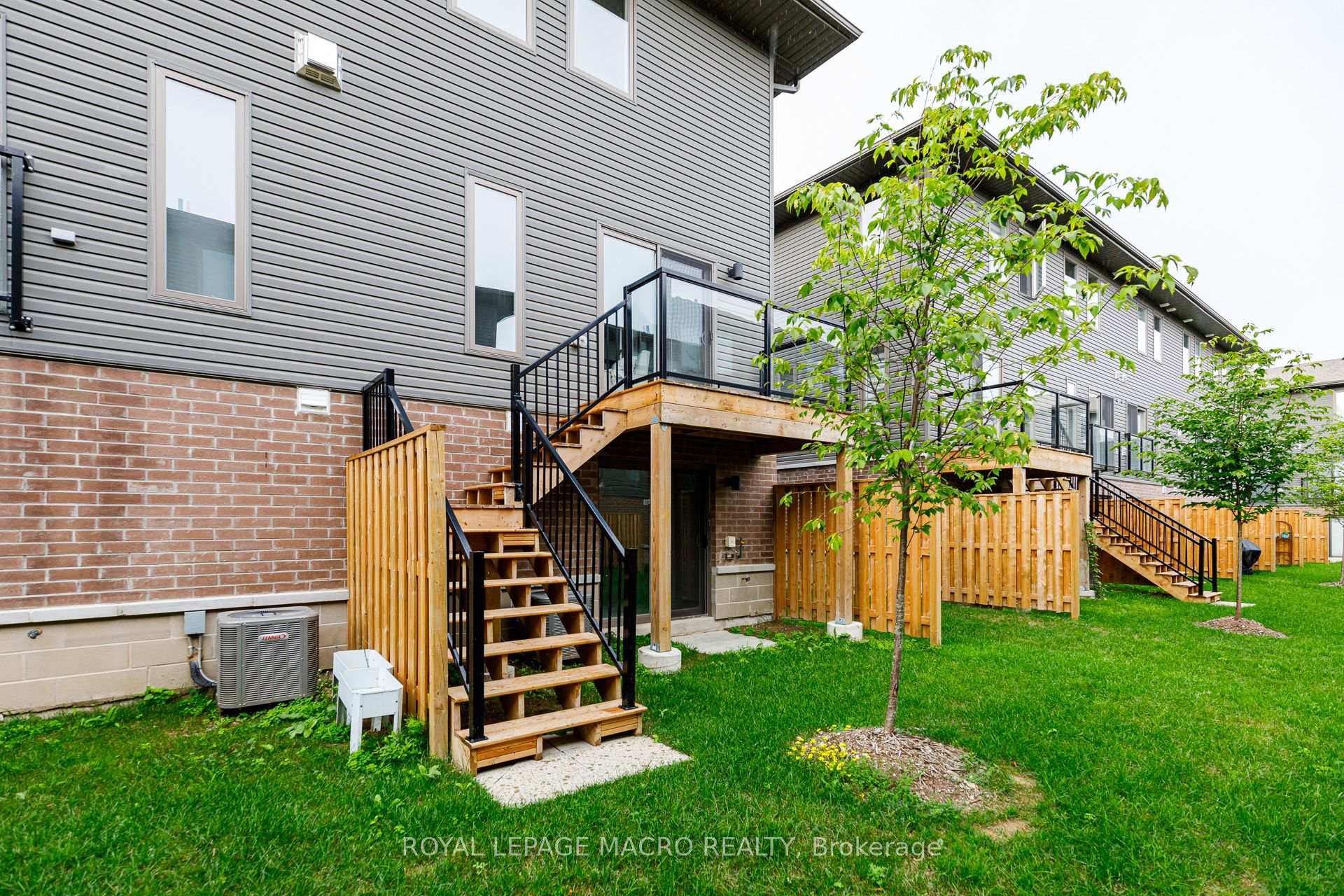 Photo 41 of Unit 1, 33 Dawson Drive, Collingwood — HOMEH