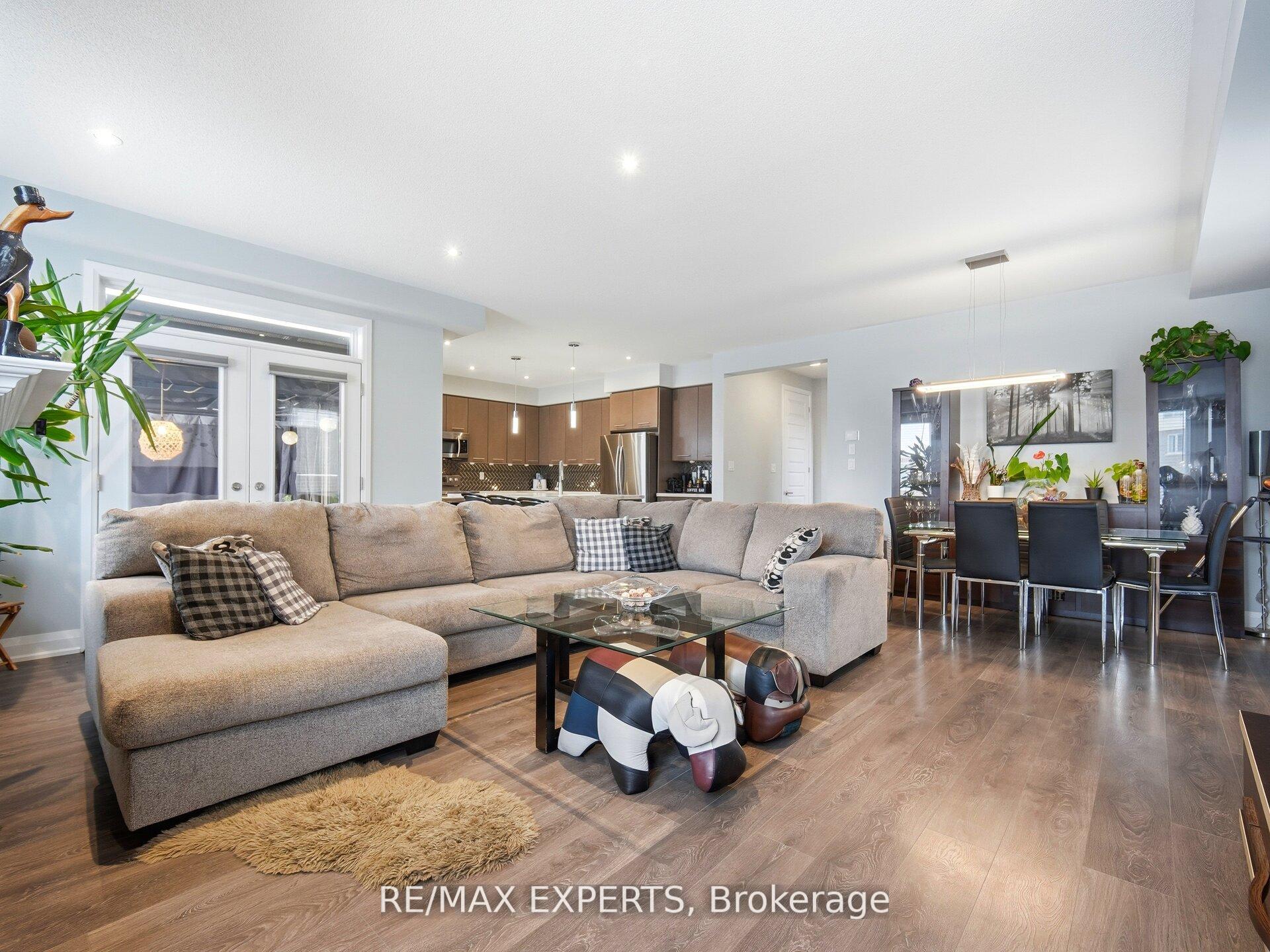 Photo 12 of 120 Farley Road, Centre Wellington, Fergus — HOMEH