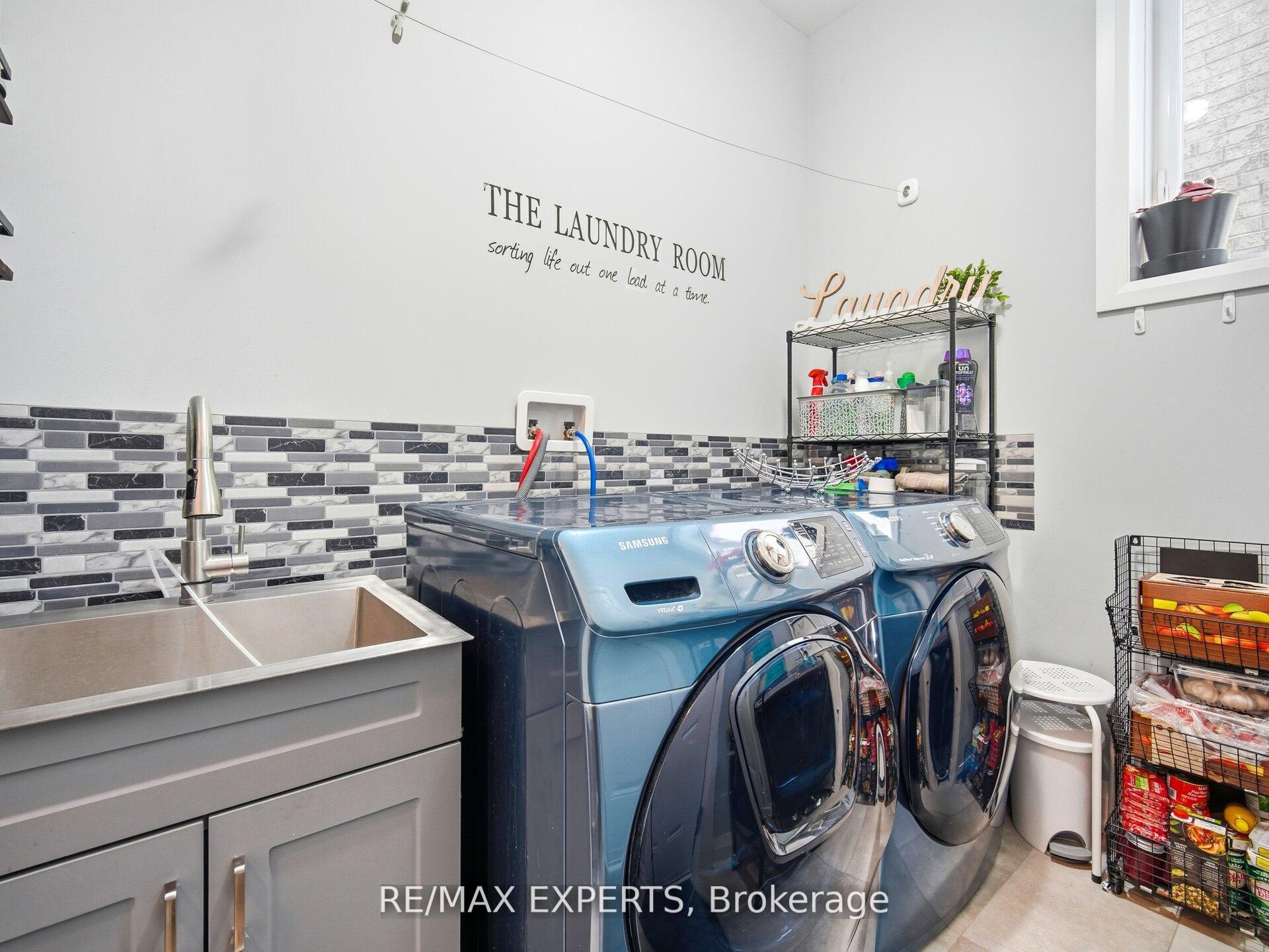Photo 18 of 120 Farley Road, Centre Wellington, Fergus — HOMEH