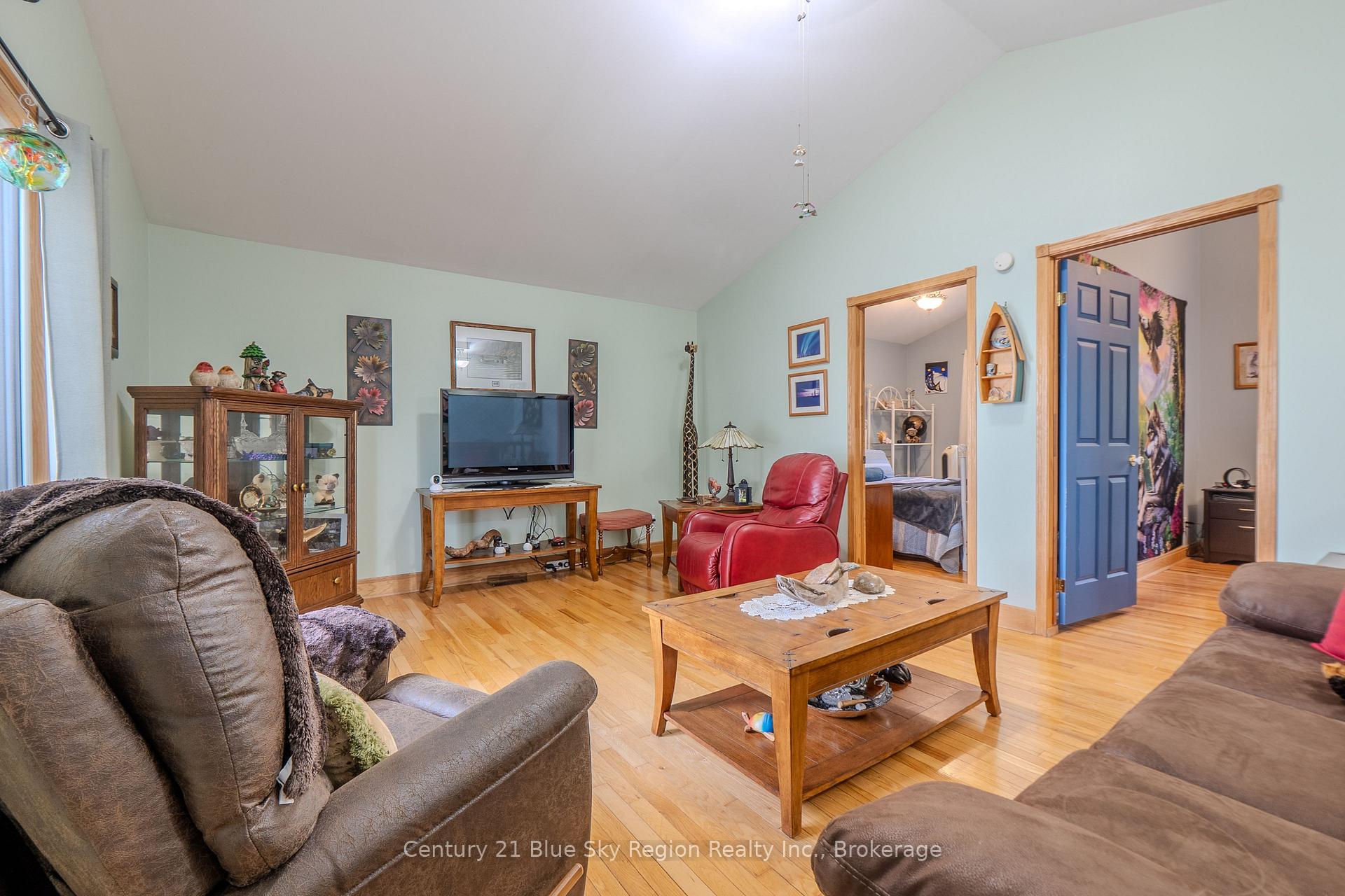 Photo 25 of 319 Jocko Point Road, North Bay, Jocko Point / Beaucage — HOMEH
