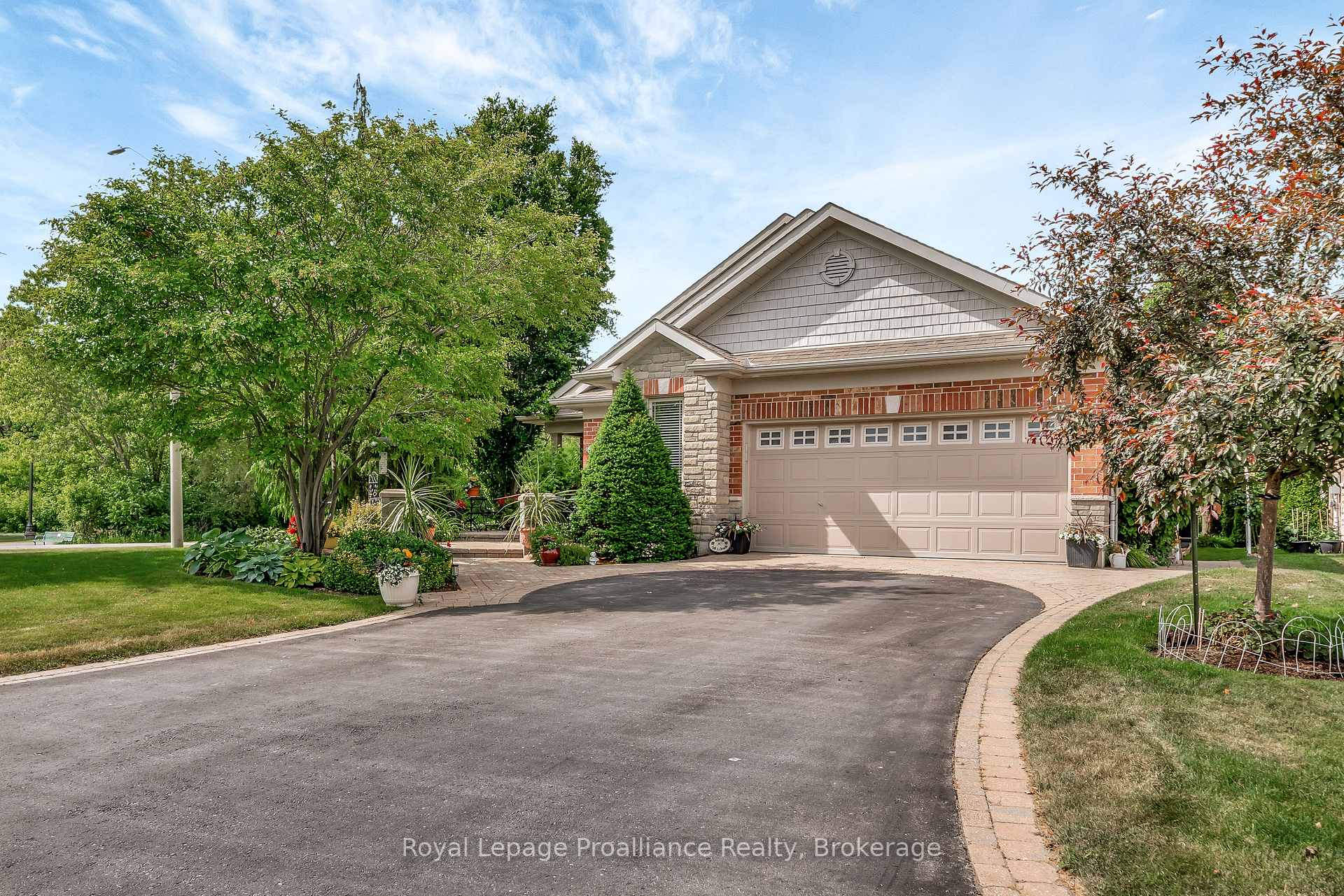 Photo 3 of 22 Trillium Court, Belleville, Belleville Ward — HOMEH