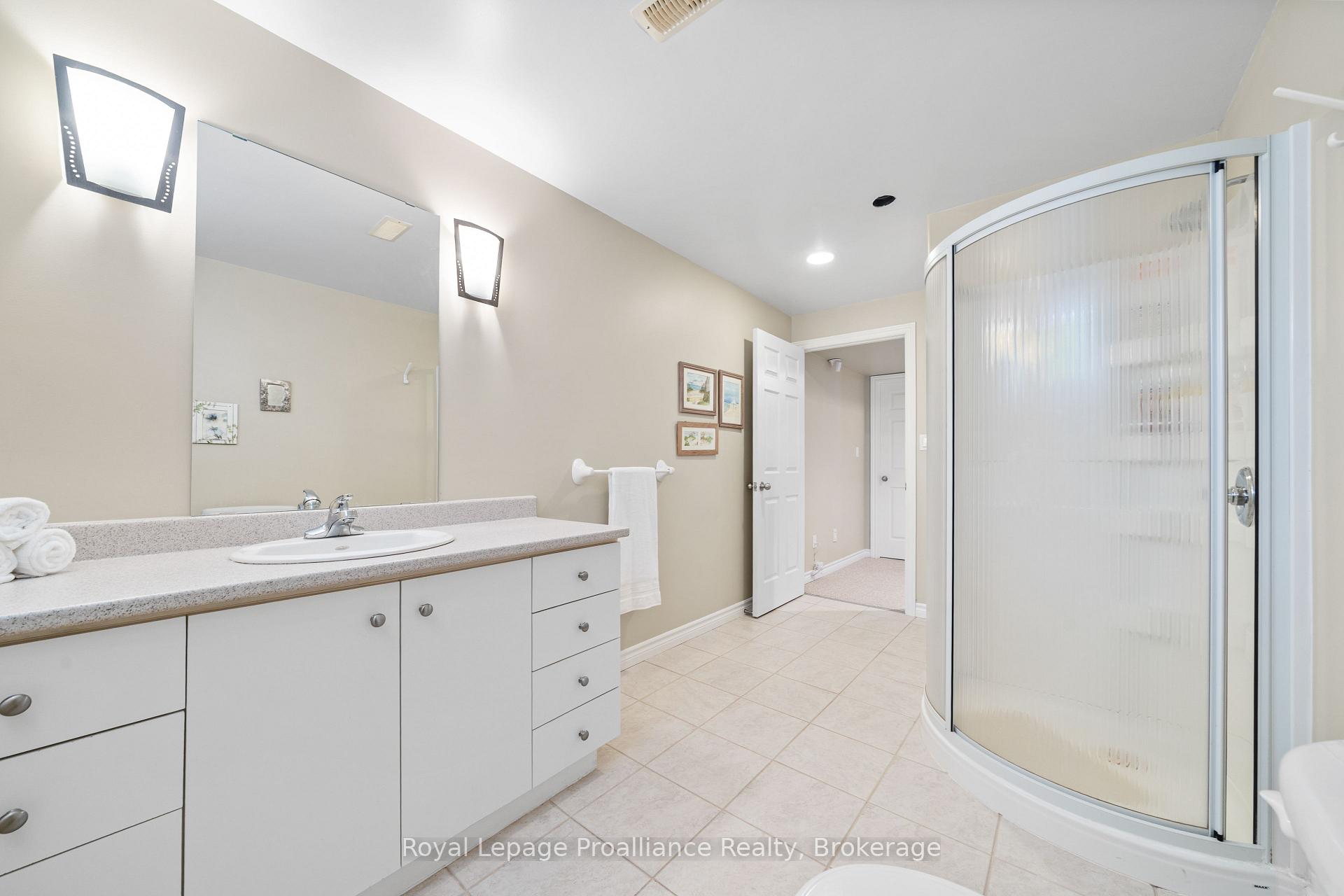 Photo 35 of 22 Trillium Court, Belleville, Belleville Ward — HOMEH
