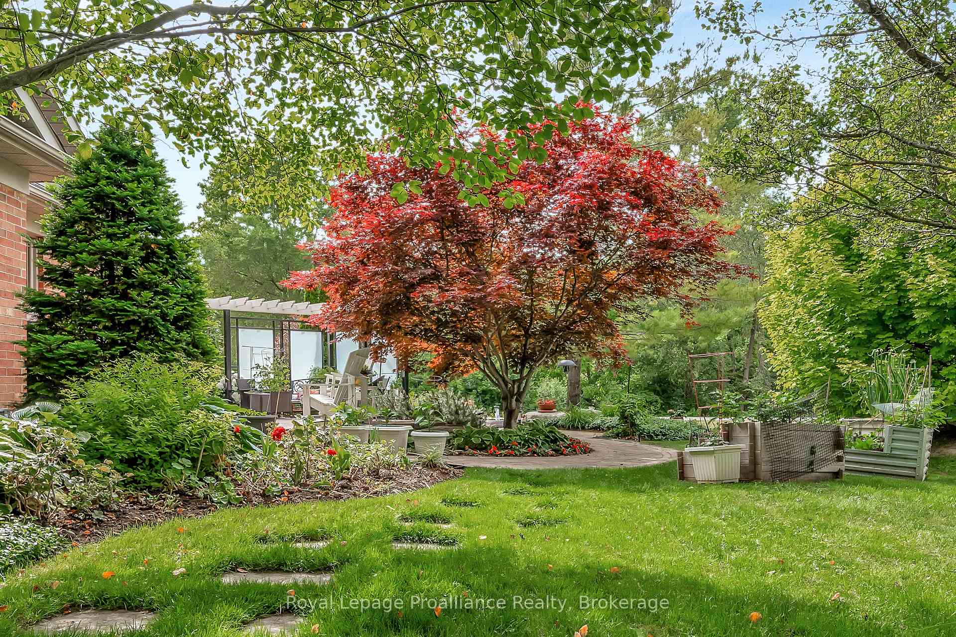 Photo 41 of 22 Trillium Court, Belleville, Belleville Ward — HOMEH