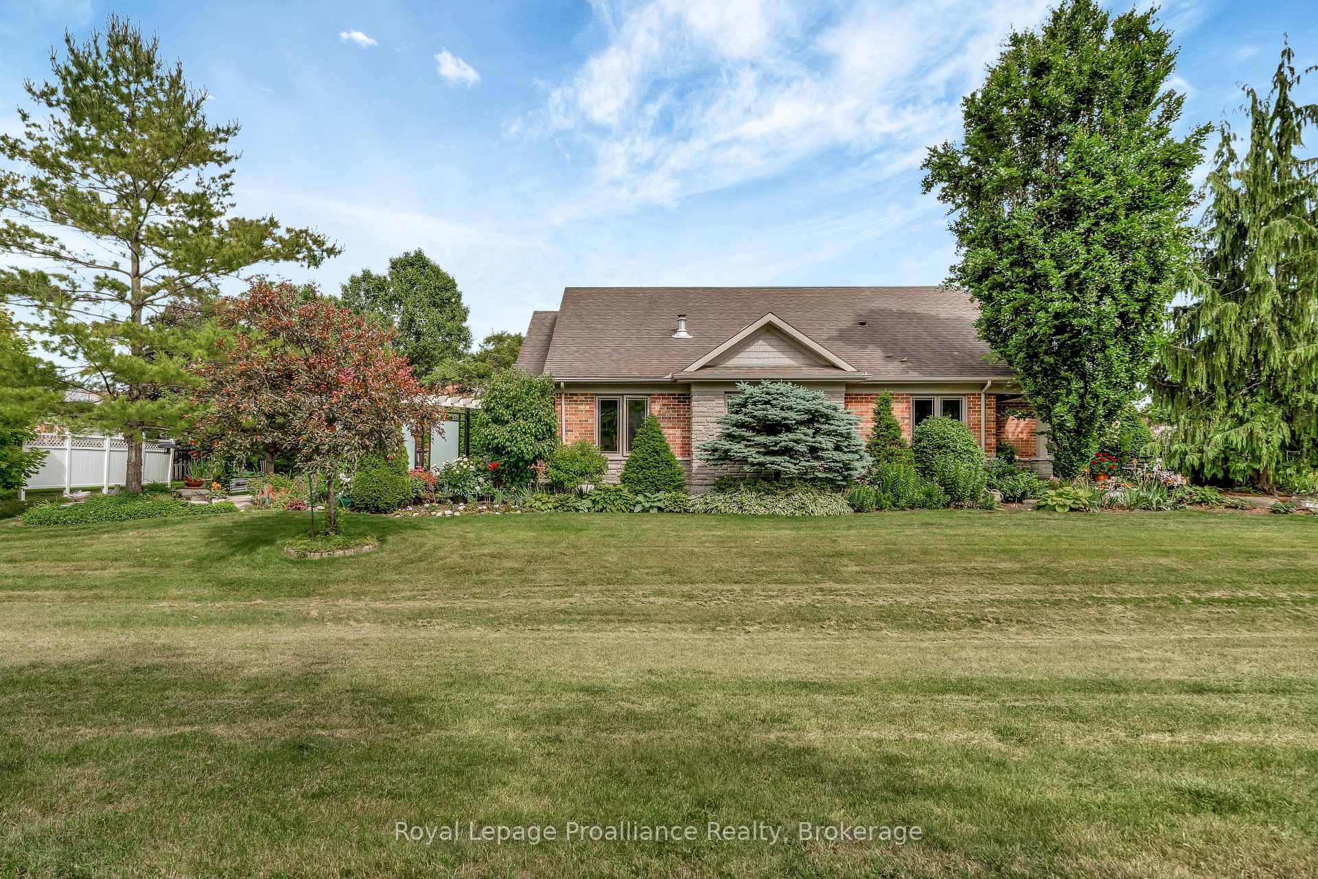 Photo 47 of 22 Trillium Court, Belleville, Belleville Ward — HOMEH
