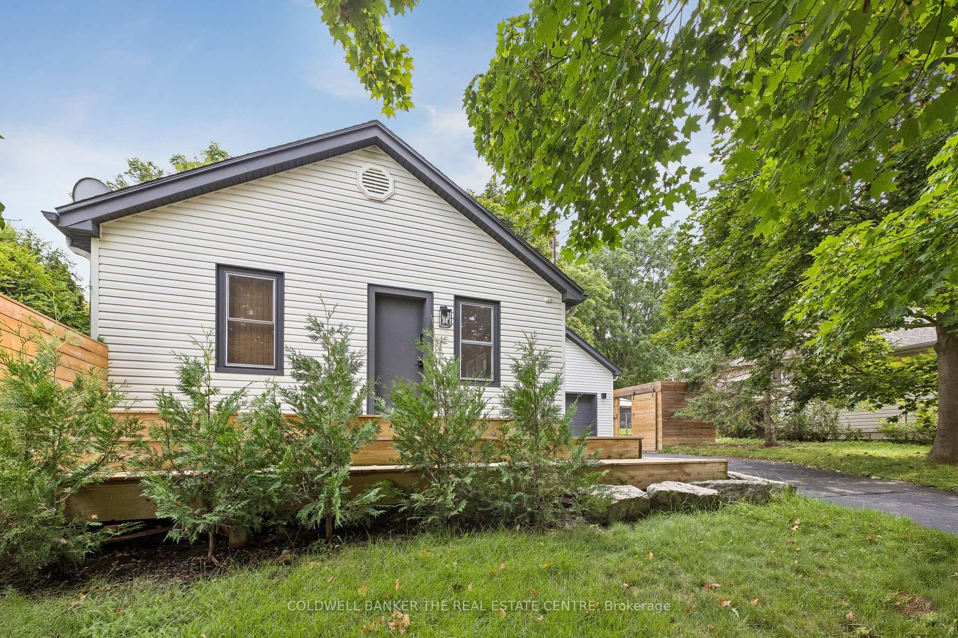 Photo 2 of 37 5 Avenue, Cambridge, St Andrews/Southwood — HOMEH
