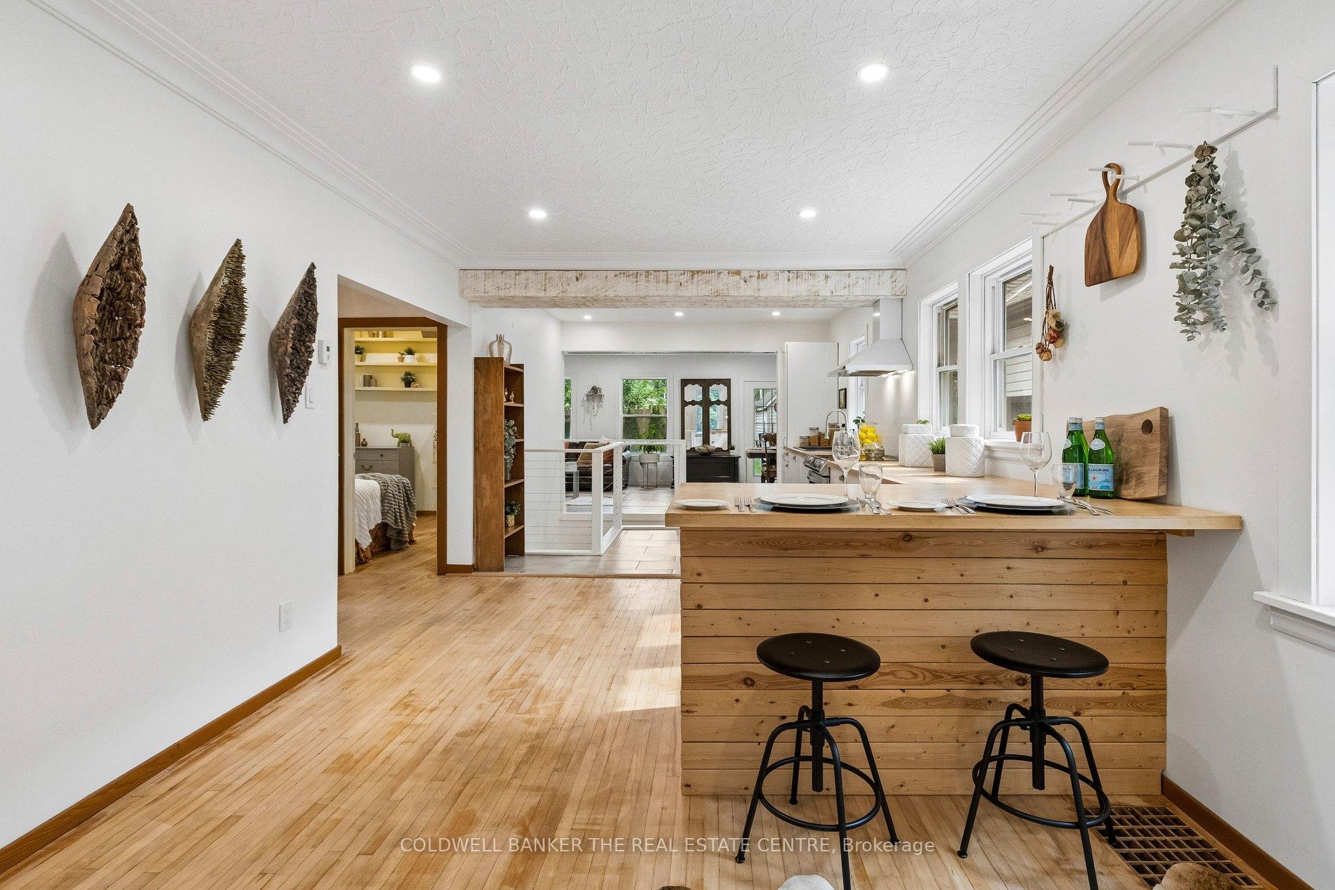 Photo 10 of 37 5 Avenue, Cambridge, St Andrews/Southwood — HOMEH