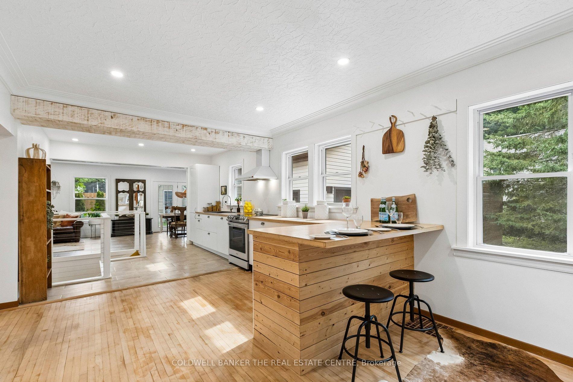 Photo 11 of 37 5 Avenue, Cambridge, St Andrews/Southwood — HOMEH