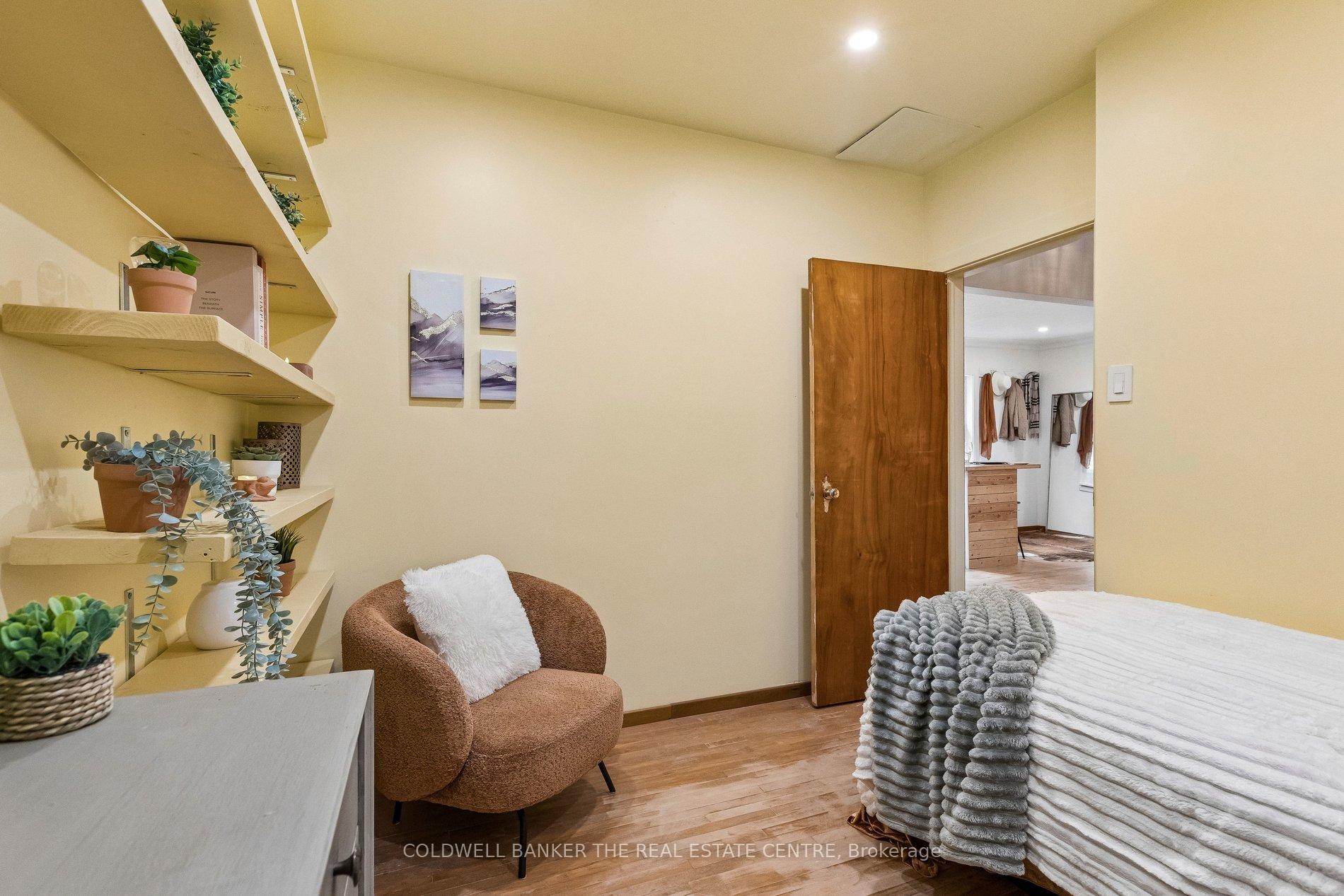 Photo 31 of 37 5 Avenue, Cambridge, St Andrews/Southwood — HOMEH