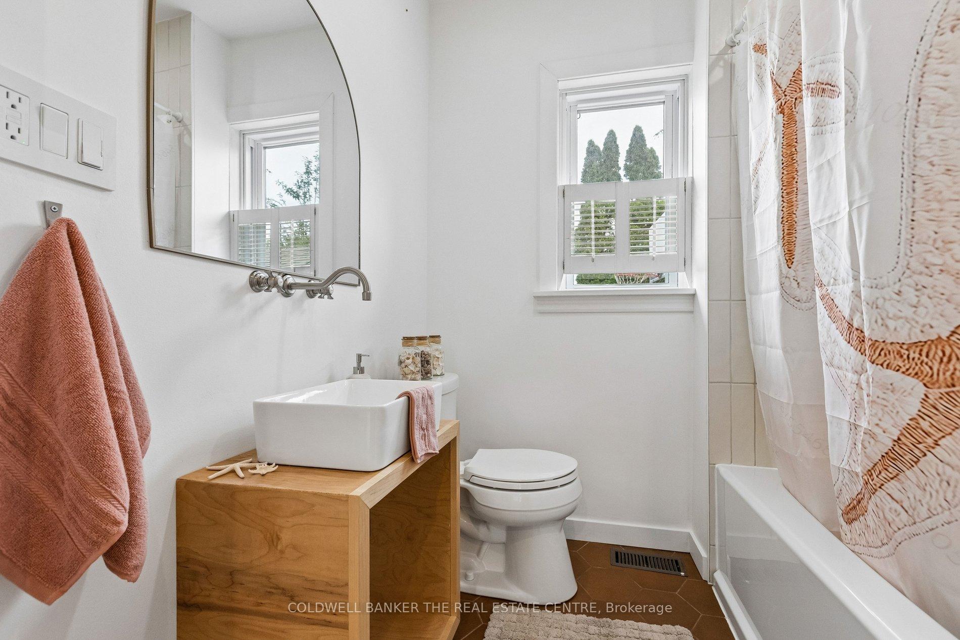 Photo 32 of 37 5 Avenue, Cambridge, St Andrews/Southwood — HOMEH